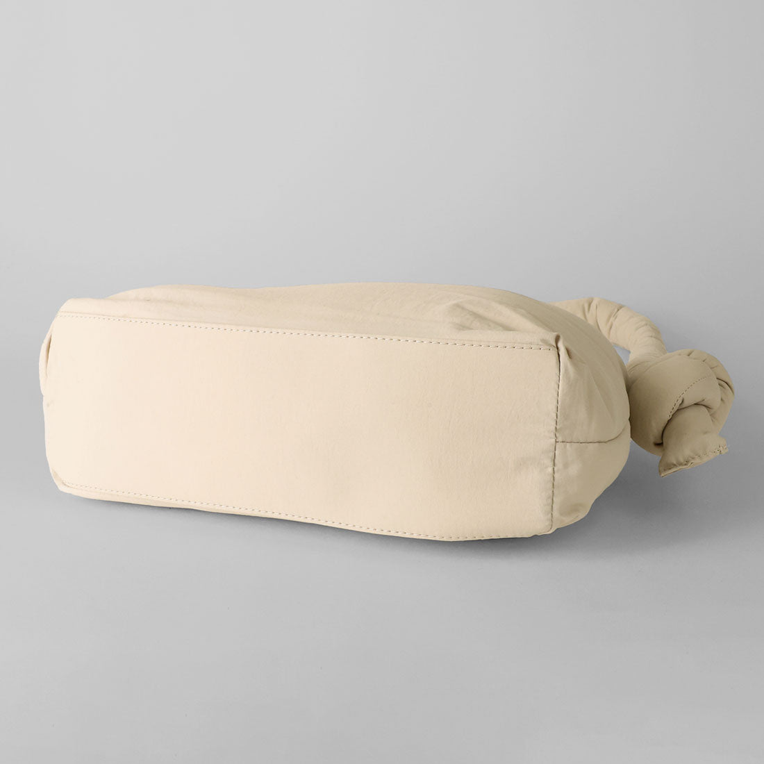 オレンド OLEND ショルダーバッグ ミニオナ ソフトバッグ サンド 2WAY 軽量 MINIONA SOFT BAG SAND （サンド） サンド