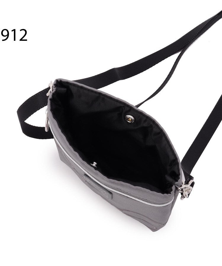 ワンズテラス one'sterrace MARY QUANT ポケットプラス 大 （ブラック(919)） ブラック(919)