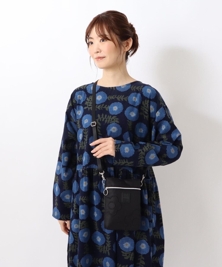 ワンズテラス one'sterrace MARY QUANT ポケットプラス 大 （ブラック(919)） ブラック(919)
