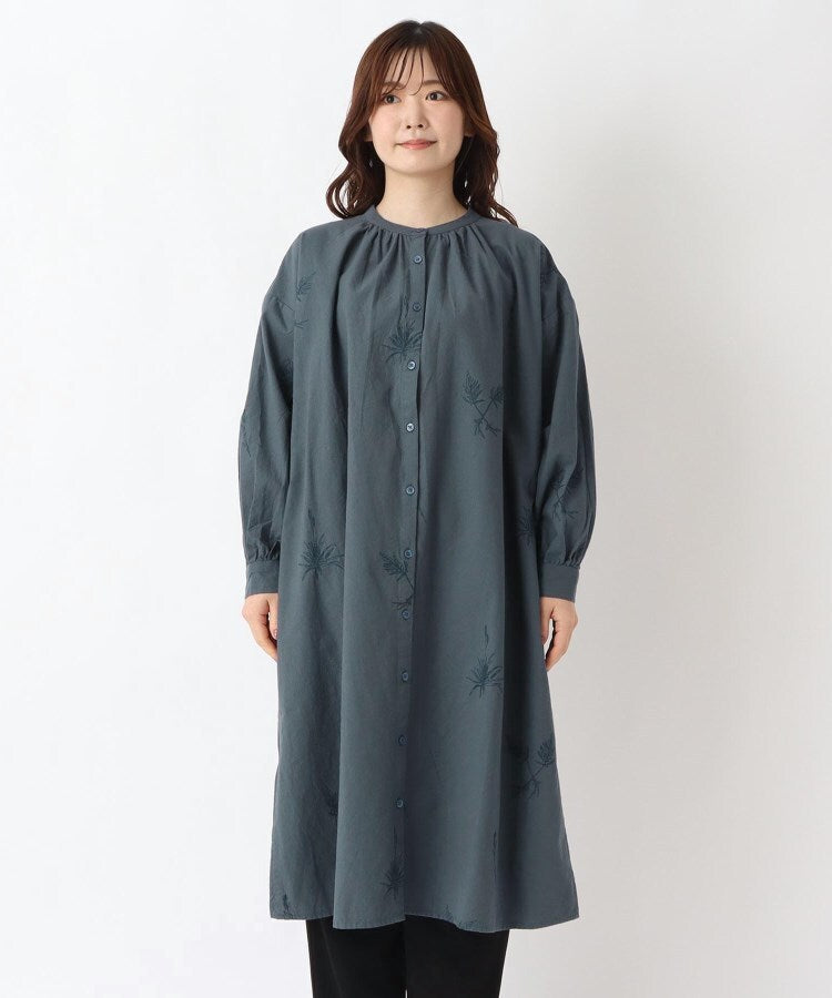 ワンズテラス one'sterrace ◆刺繍ワンピース （ブルー(993)） ブルー(993)