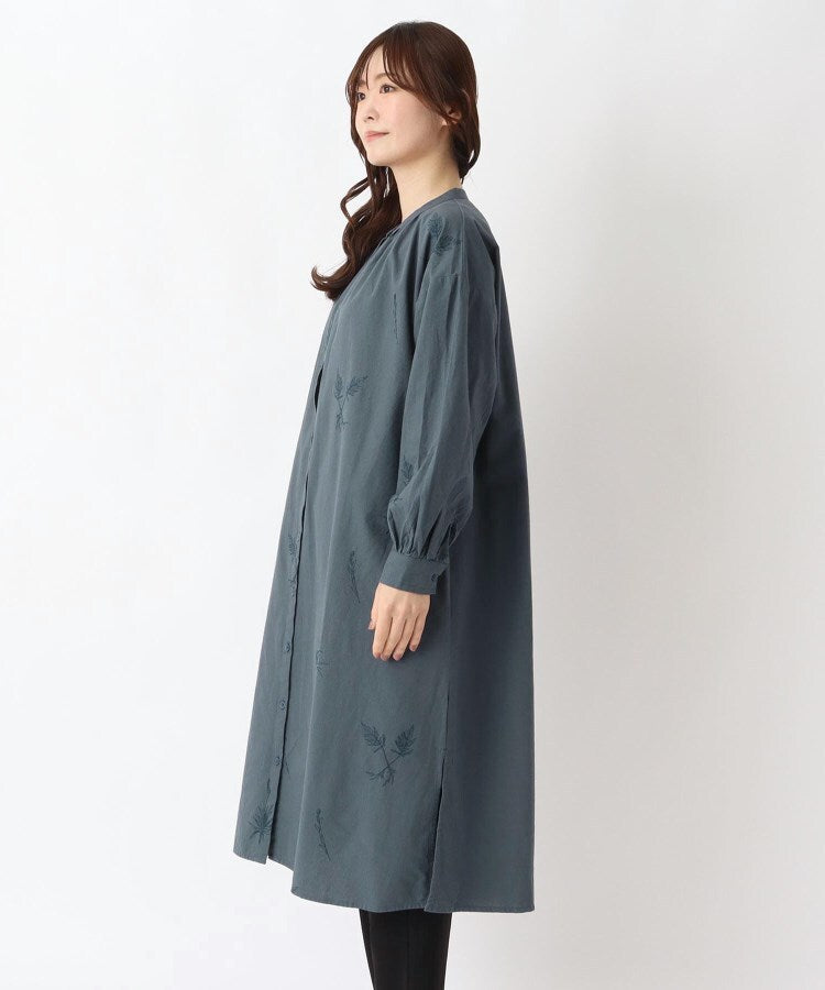 ワンズテラス one'sterrace ◆刺繍ワンピース （ブルー(993)） ブルー(993)