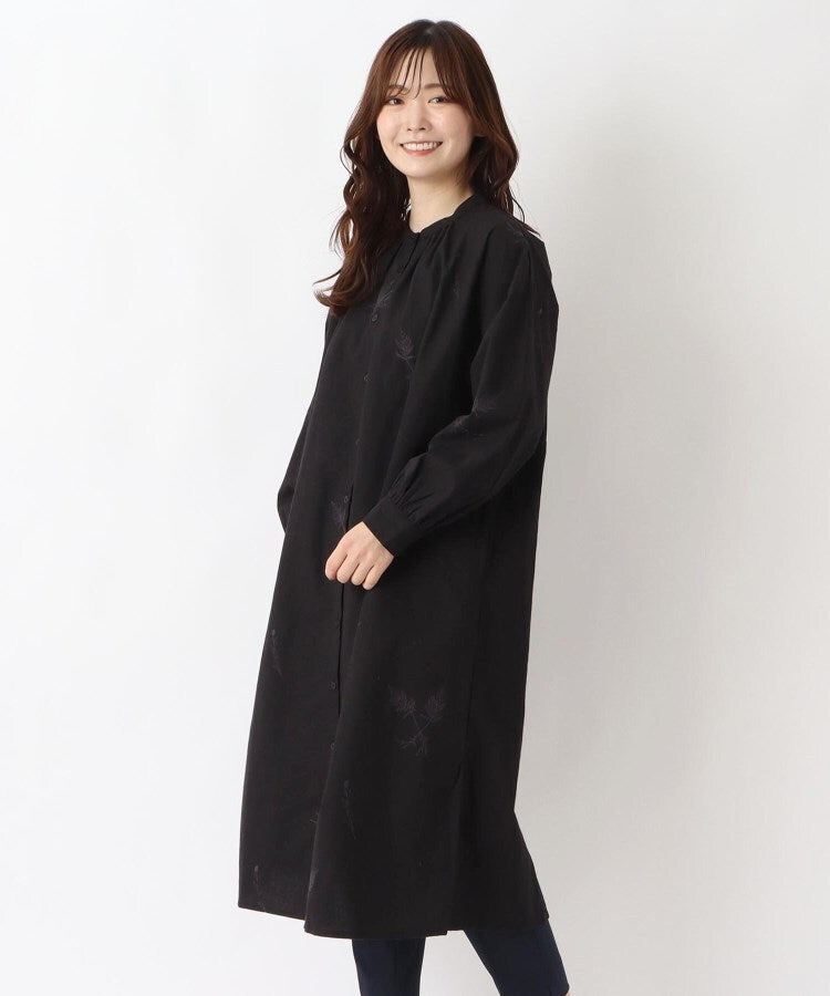 ワンズテラス one'sterrace ◆刺繍ワンピース （ブルー(993)） ブルー(993)