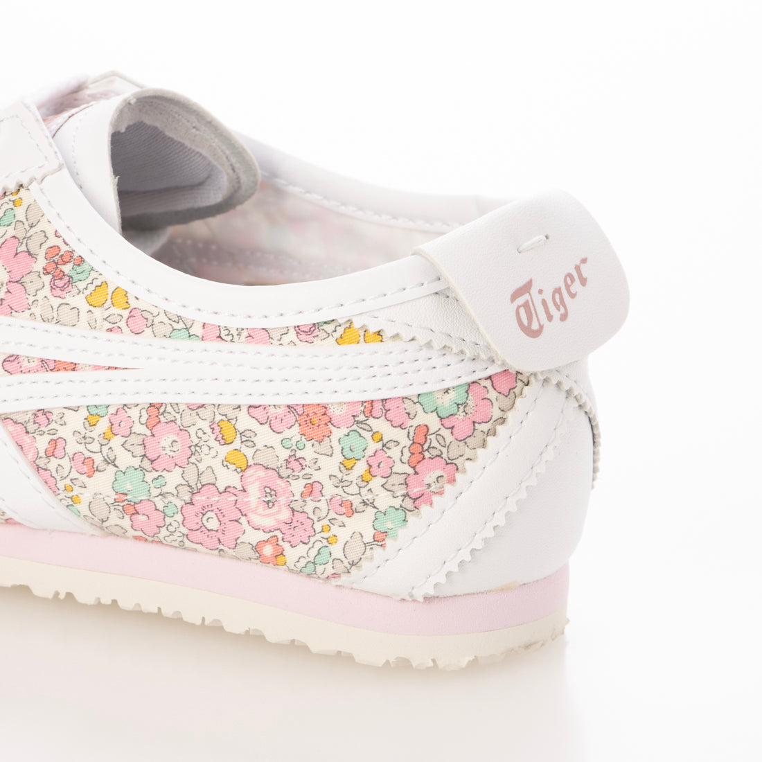 オニツカタイガー Onitsuka Tiger Onitsuka Tiger  オニツカタイガー1183C083.100  MEXICO 66  WHITE/COTTON CANDY (花) （WHITE/COTTON CANDY (花)） WHITE/COTTON CANDY (花)