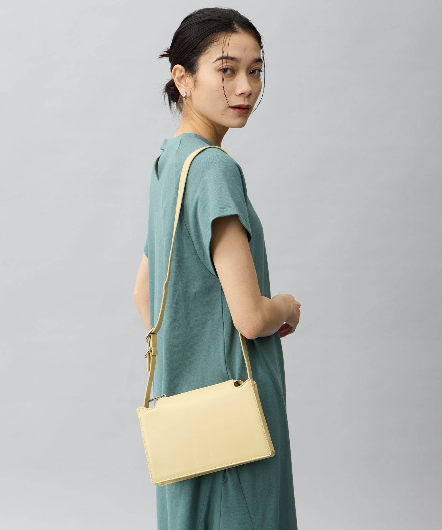 ワンズトゥルー ONE'S TRUE 合皮ミニショルダーBAG （イエロー） イエロー