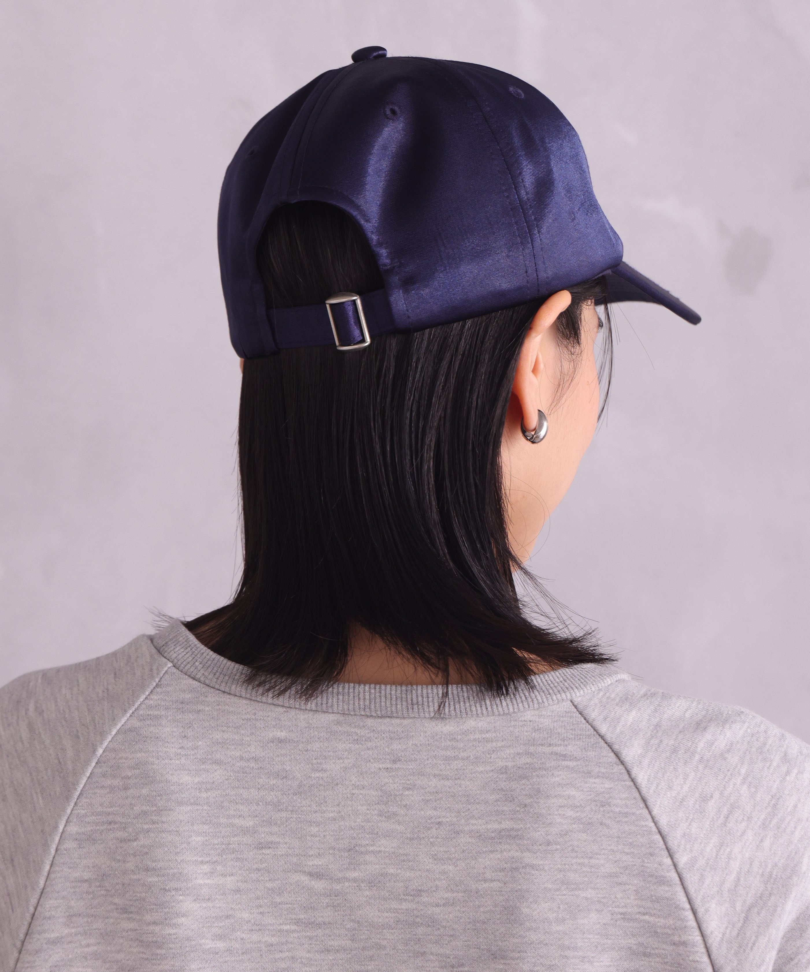 ONE'S TRUE Satin Cap