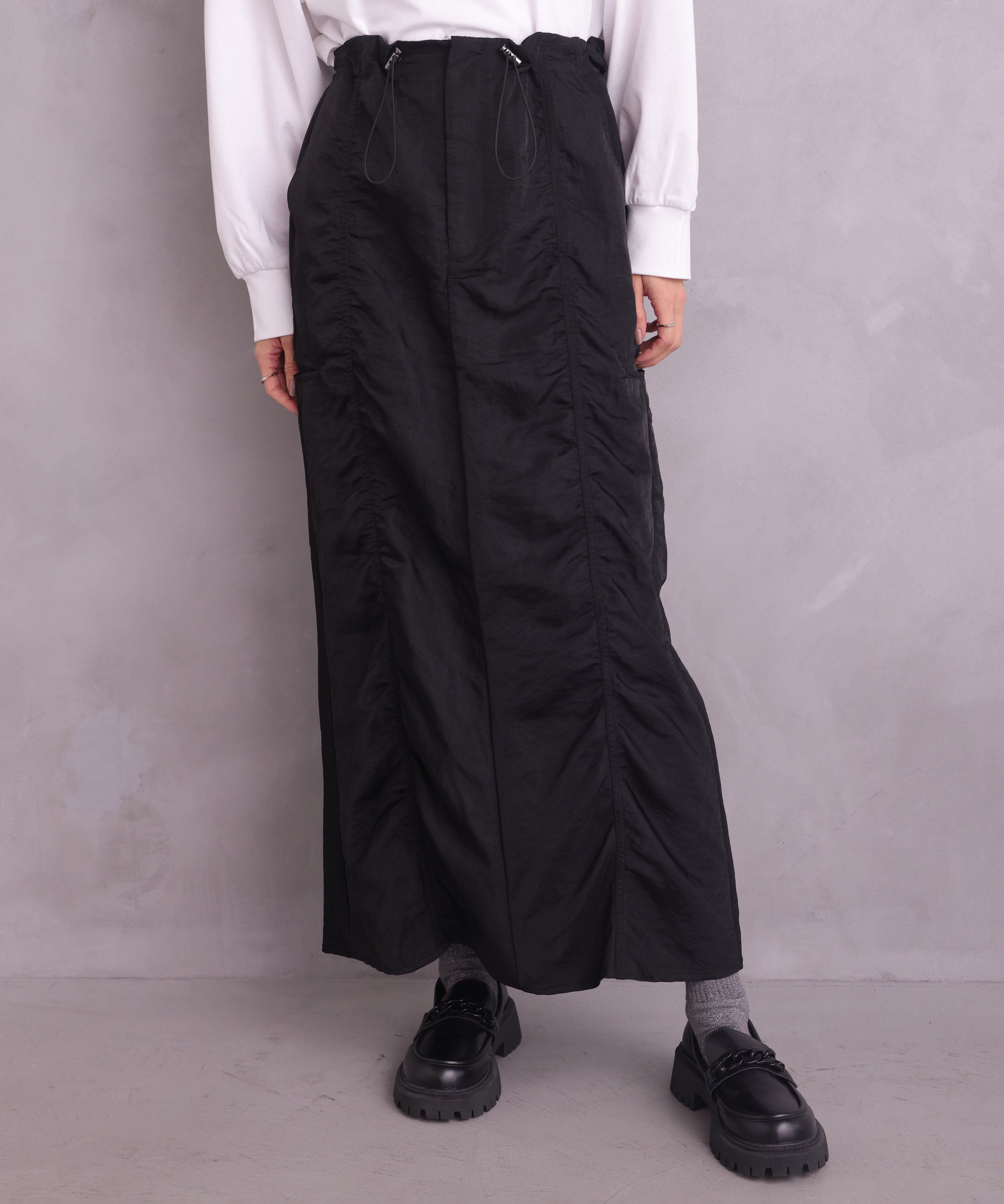 One's True Drawstring Skirt