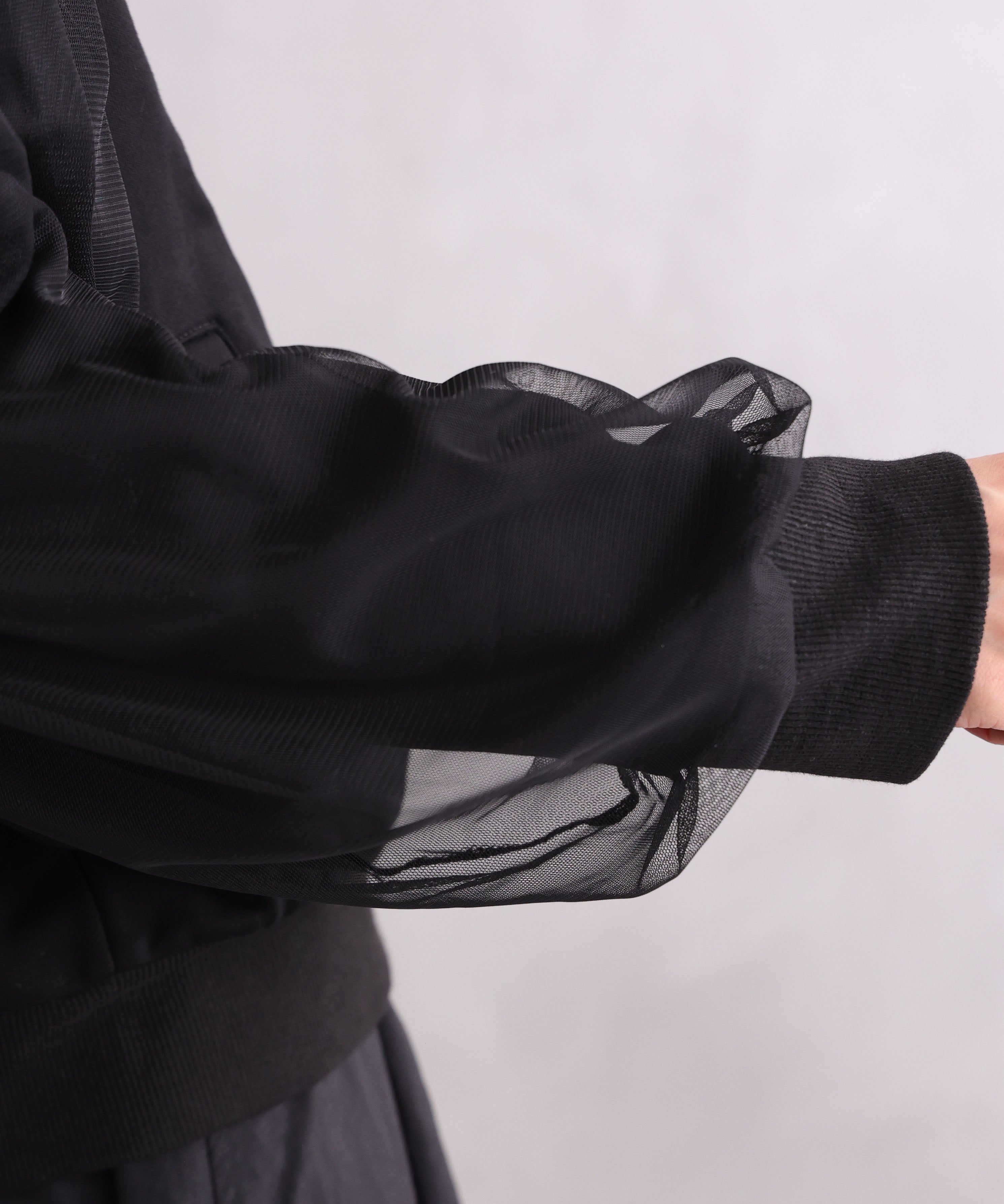 WANDSTHREE ONE'S TRUE Chiffon Oversleeve Blouson