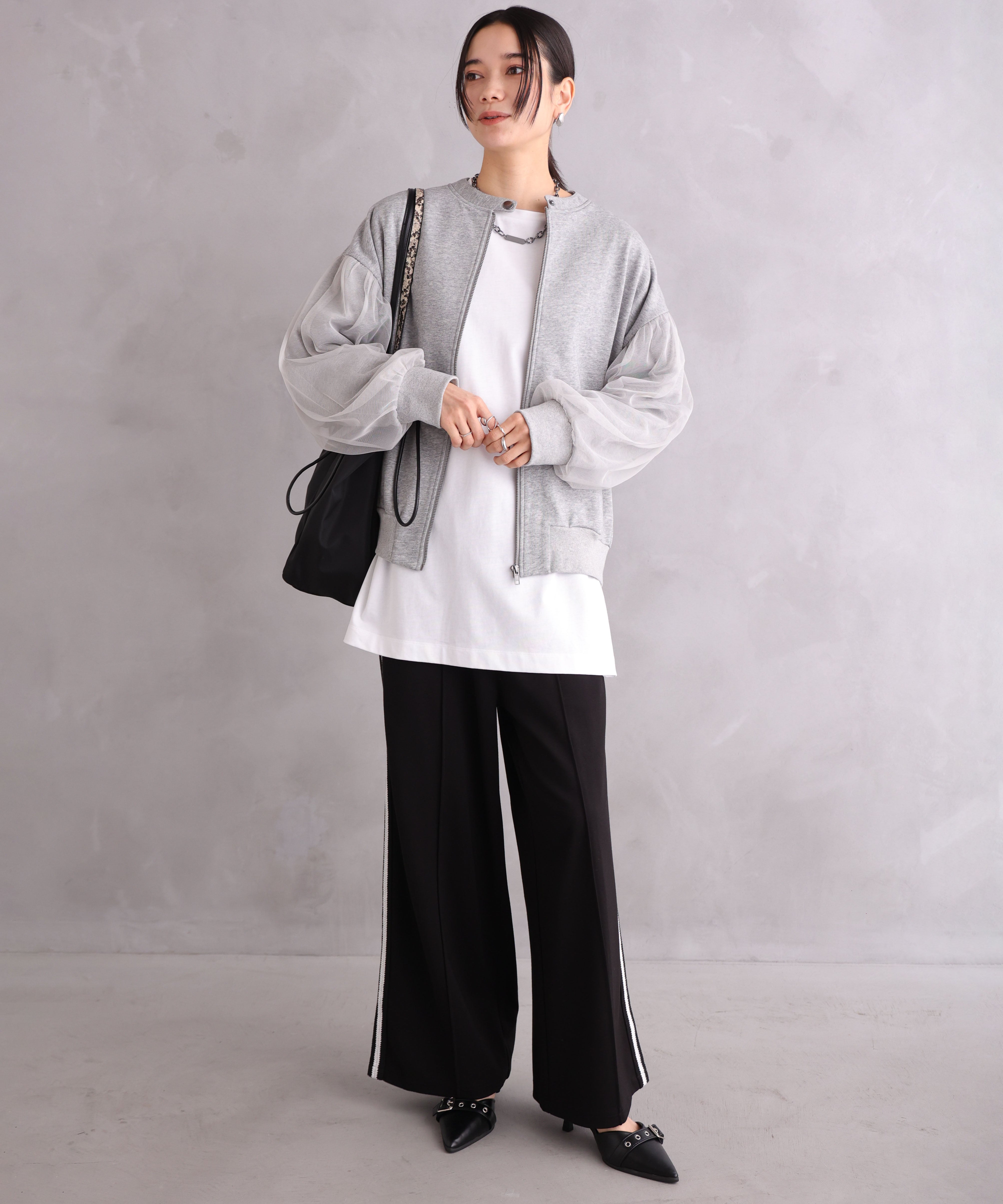 WANDSTHREE ONE'S TRUE Chiffon Oversleeve Blouson