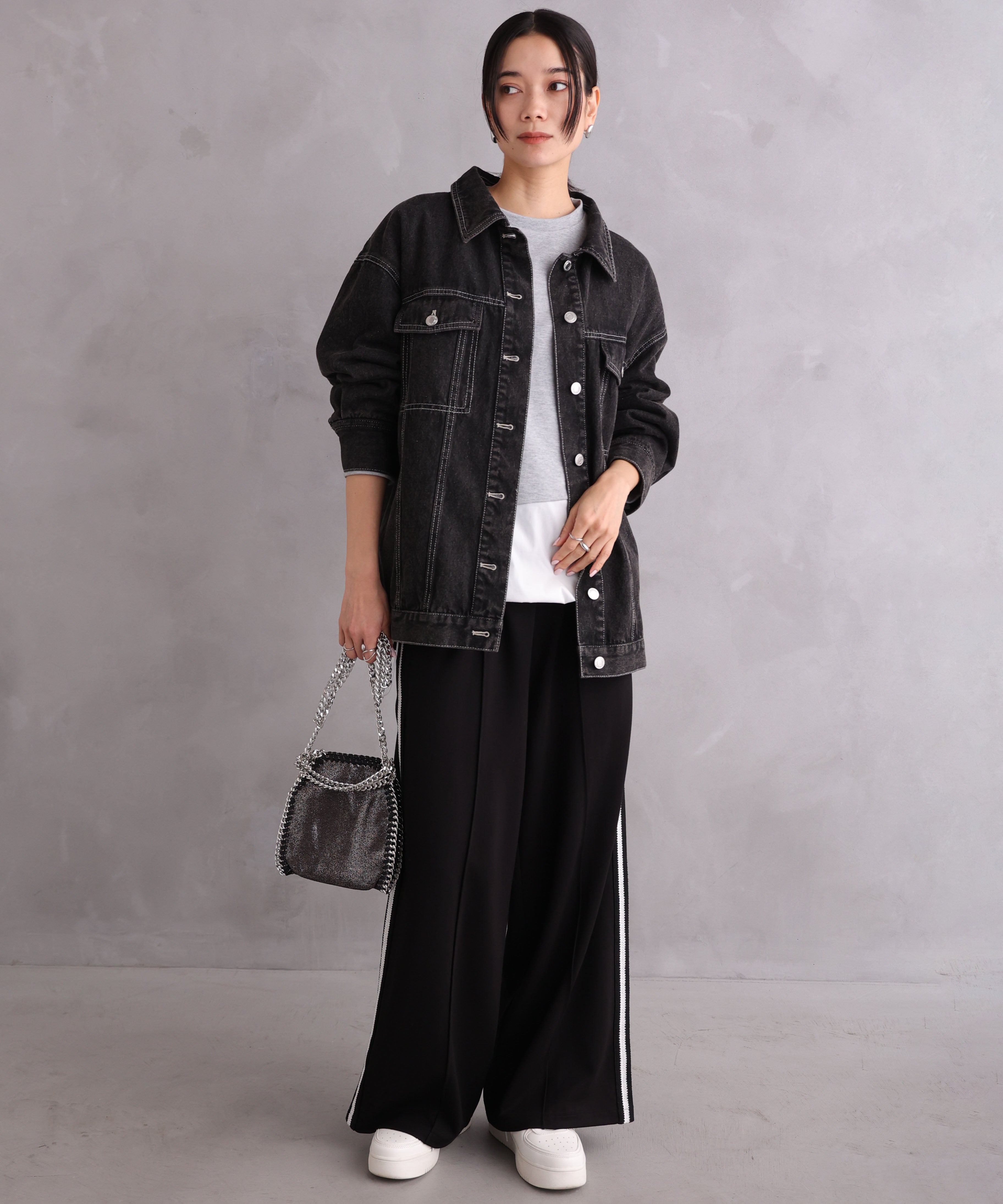 ONE'S TRUE Over Denim Jacket