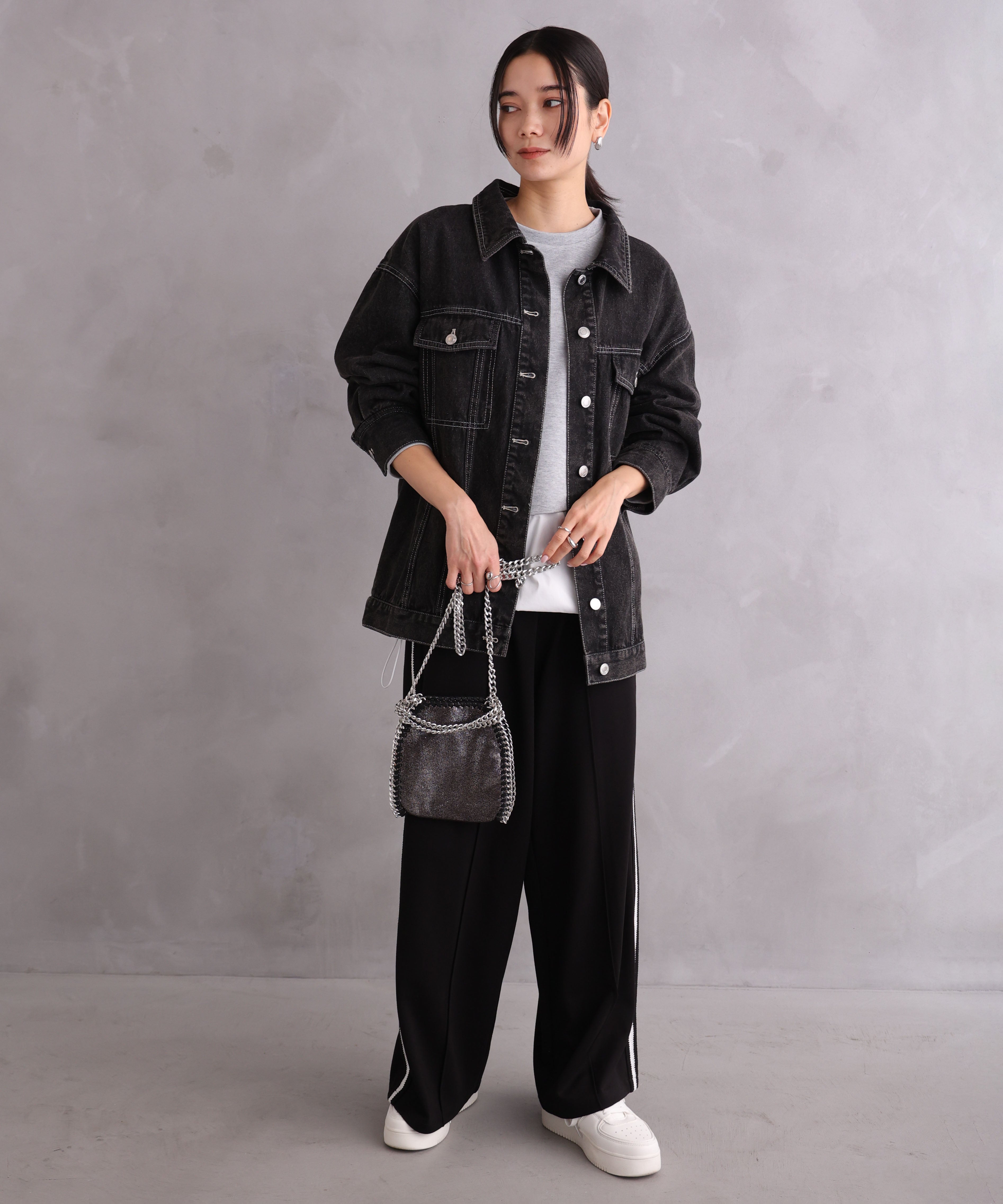 ONE'S TRUE Over Denim Jacket