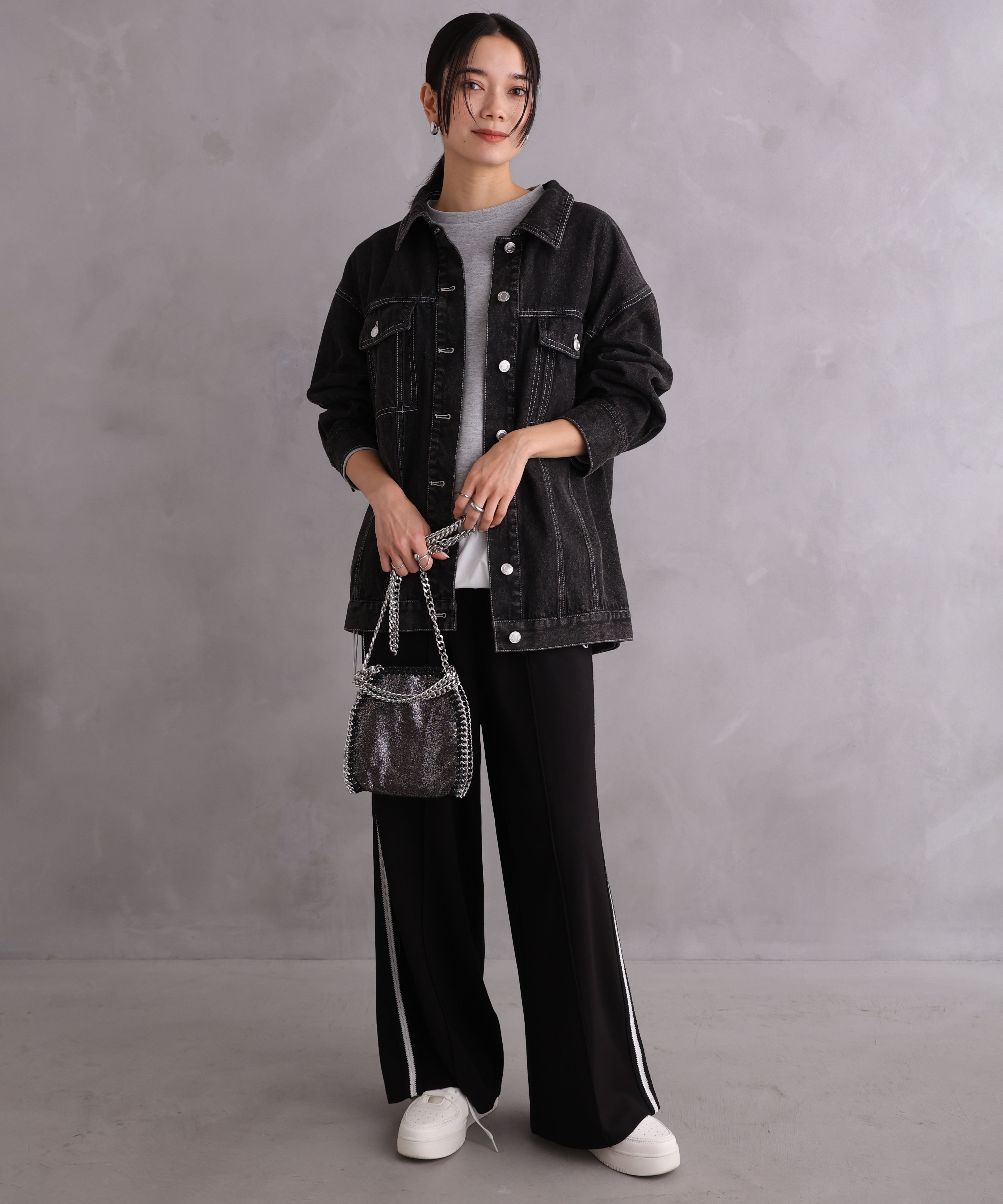 ONE'S TRUE Over Denim Jacket