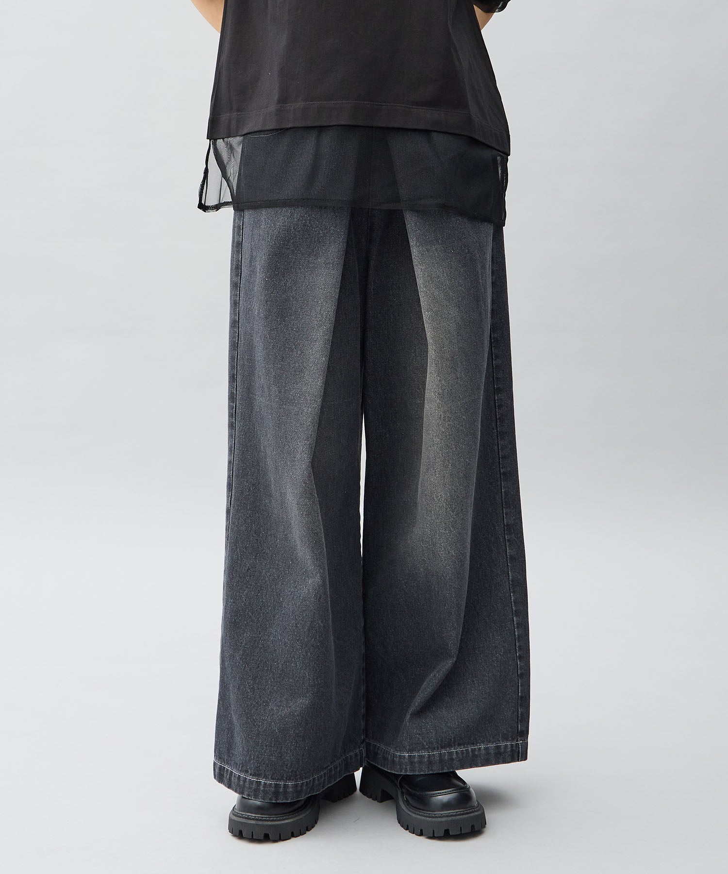 ONE'S TRUE Tack Denim Pants
