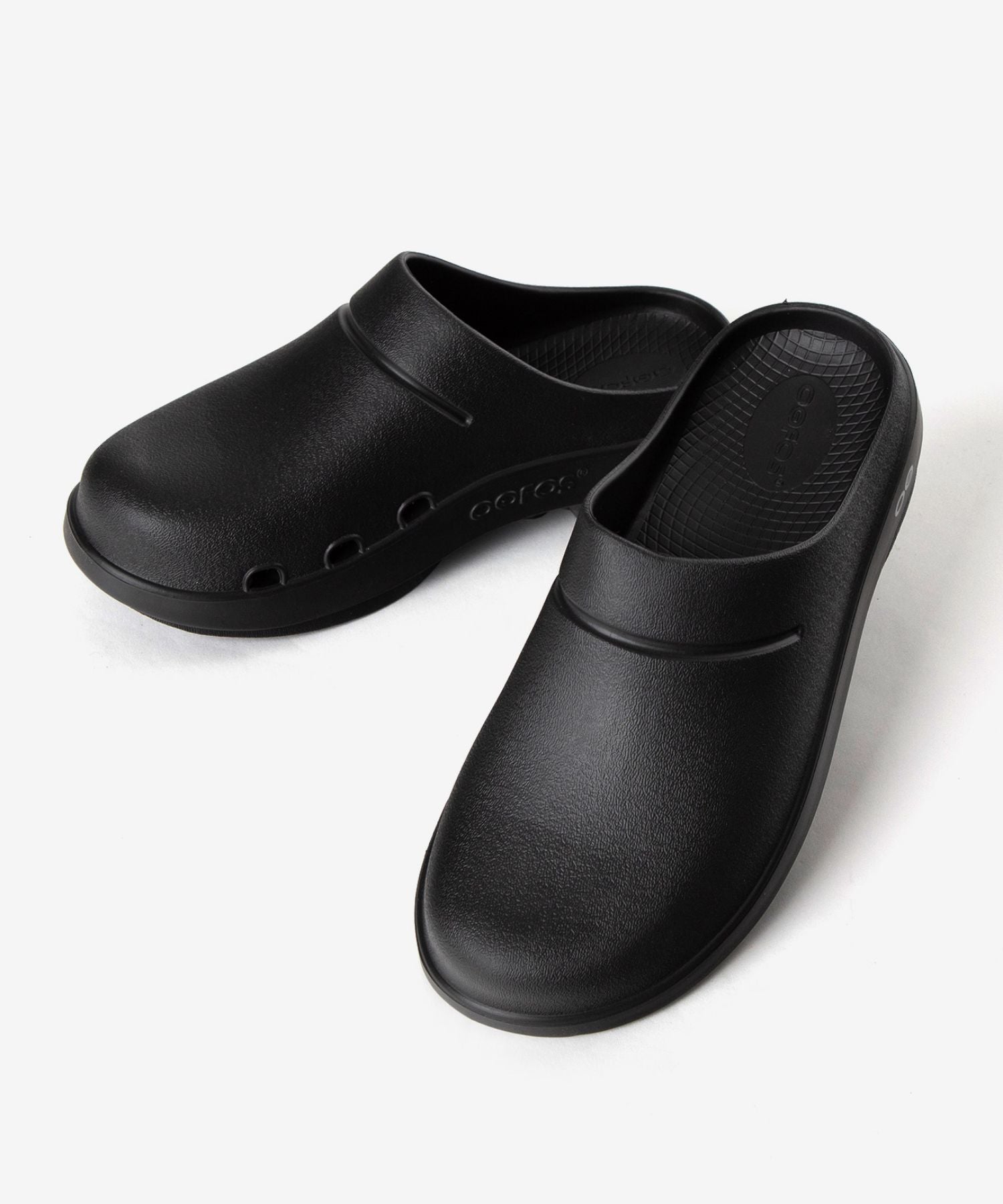 ウーフォス OOFOS ウーフォス OOFOS OOcloog ウークロッグ 1200 リカバリーサンダル ユニセックス サンダル シューズ （BLACK/ブラック） BLACK/ブラック