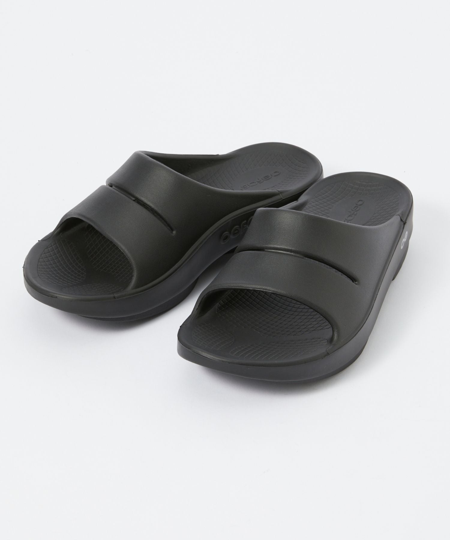 ウーフォス OOFOS THE AFTER RUN Ooahh サンダル ウーアー リカバリーサンダル メンズ レディース コンフォートサンダル スポーツサン （ウォータードロップ） ウォータードロップ