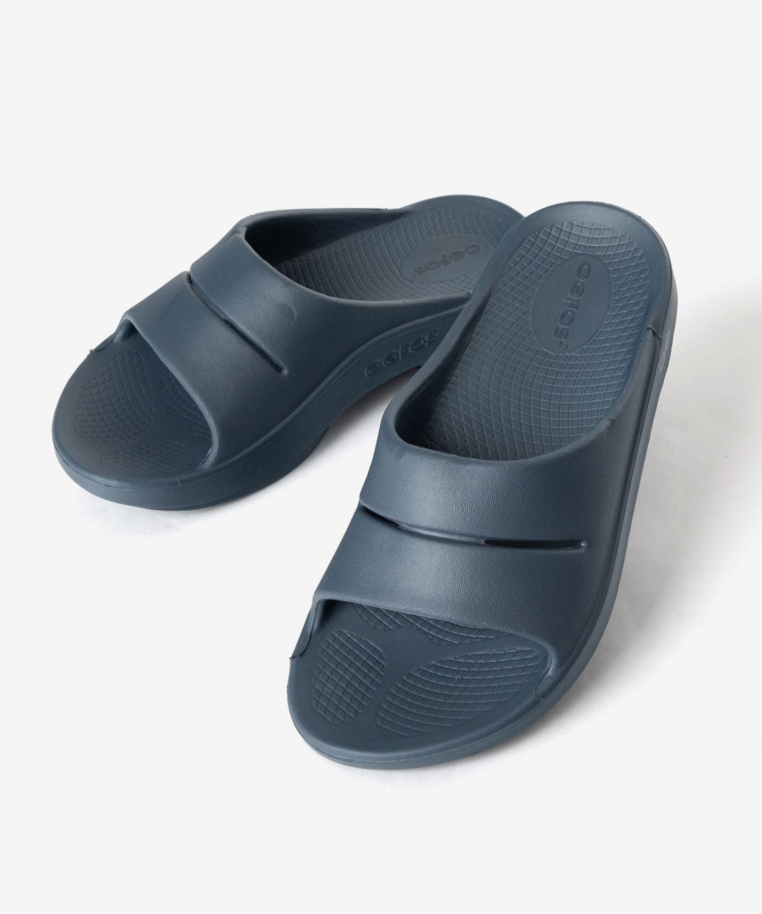 ウーフォス OOFOS THE AFTER RUN Ooahh サンダル ウーアー リカバリーサンダル メンズ レディース コンフォートサンダル スポーツサン （モロッカンブルー） モロッカンブルー