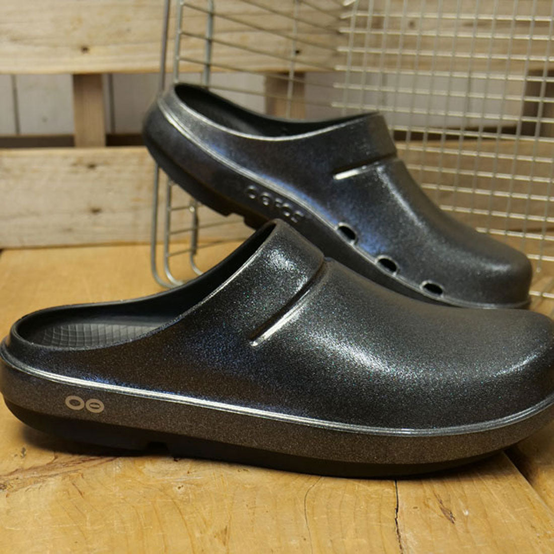 ウーフォス OOFOS OOcloog Luxe Black-Sparkle [2000100158252] （Black-Sparkle） Black-Sparkle