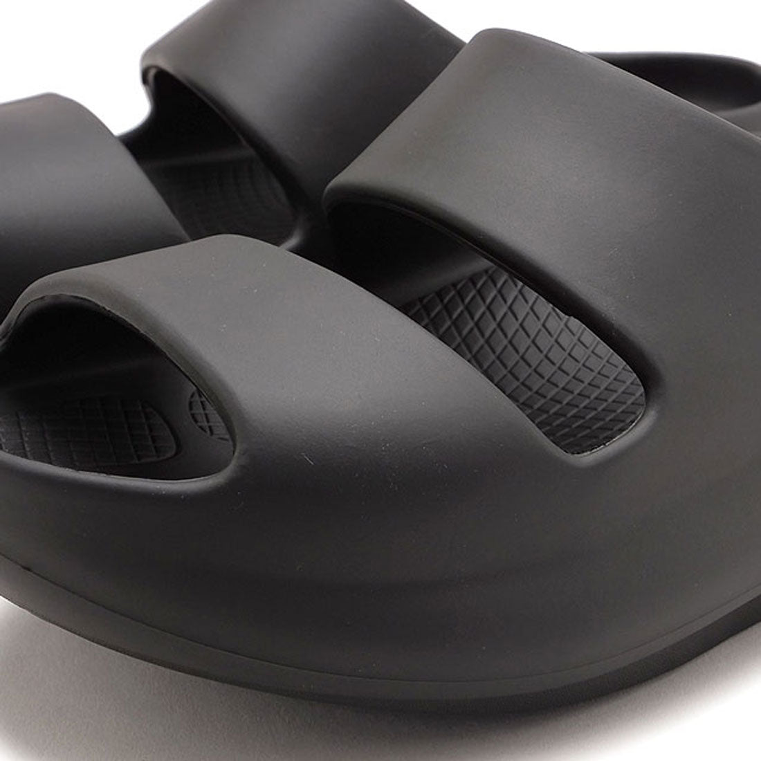ウーフォス OOFOS OOyea Black [2000970050252] （Black） Black