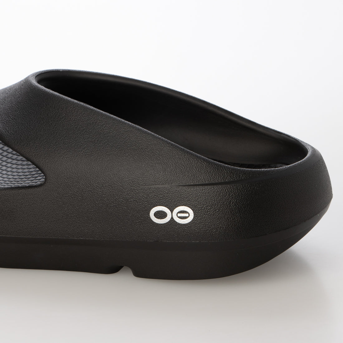 ウーフォス OOFOS OOriginal+ (ウーオリジナル プラス）トングサンダル リカバリーサンダル ユニセックス 厚底 衝撃吸収 正規品 （Black） Black