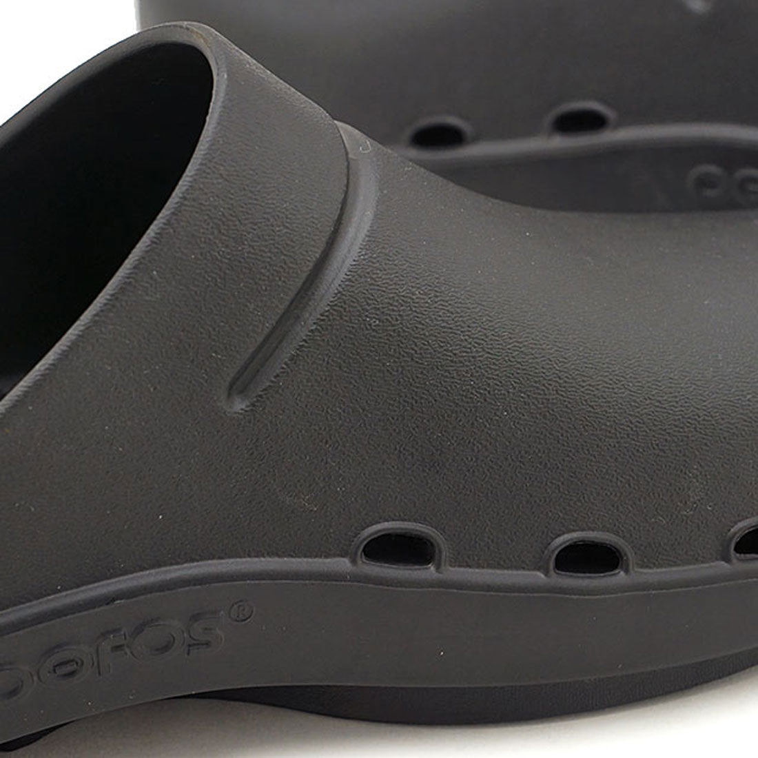 ウーフォス OOFOS OOcloog Black [2000090050182]