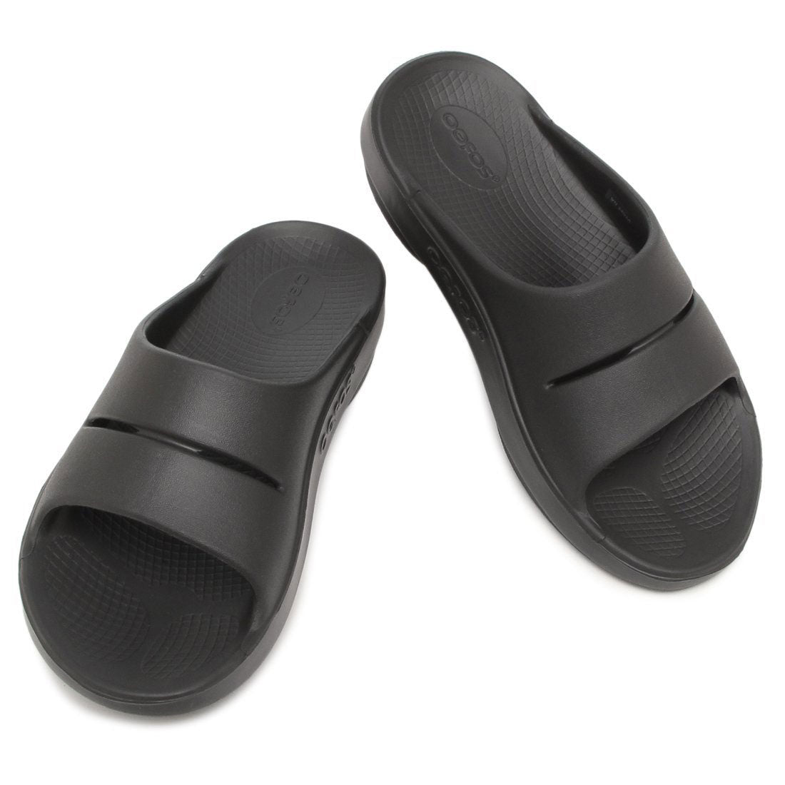 ウーフォス OOFOS サンダル ミュール ウーアースライド リカバリーサンダル ブラック メンズ レディース OOFOS OOAHH SLIDE BLK