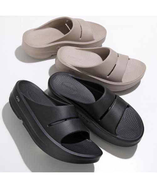 ウーフォス OOFOS OOFOS リカバリーサンダル OOMEGA OOAHH 1110 厚底 （NOMAD/ベージュ） NOMAD/ベージュ