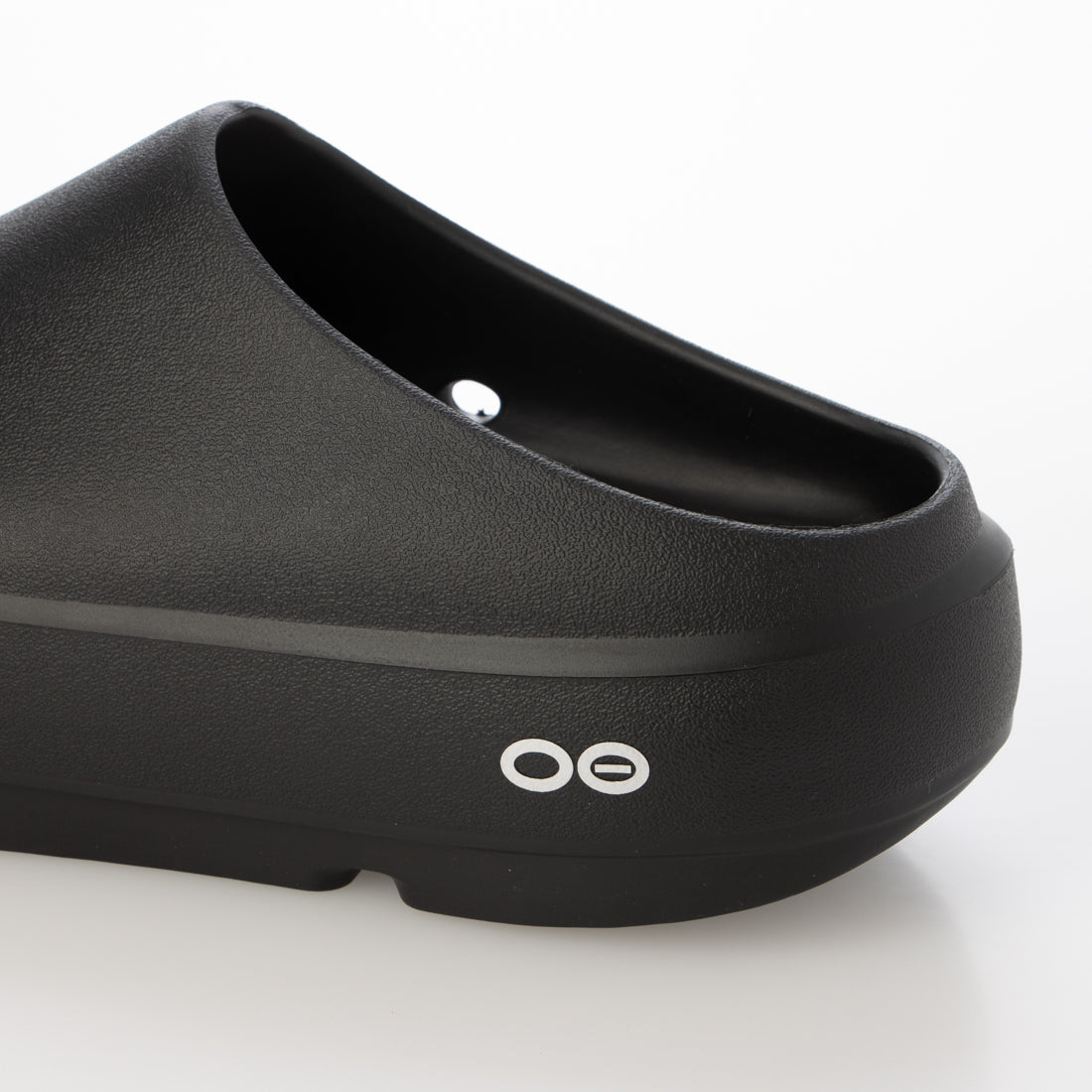 ウーフォス OOFOS OOcloog+ (ウークロッグ プラス）サボサンダル リカバリーサンダル ユニセックス 厚底 衝撃吸収 正規品 （Black） Black