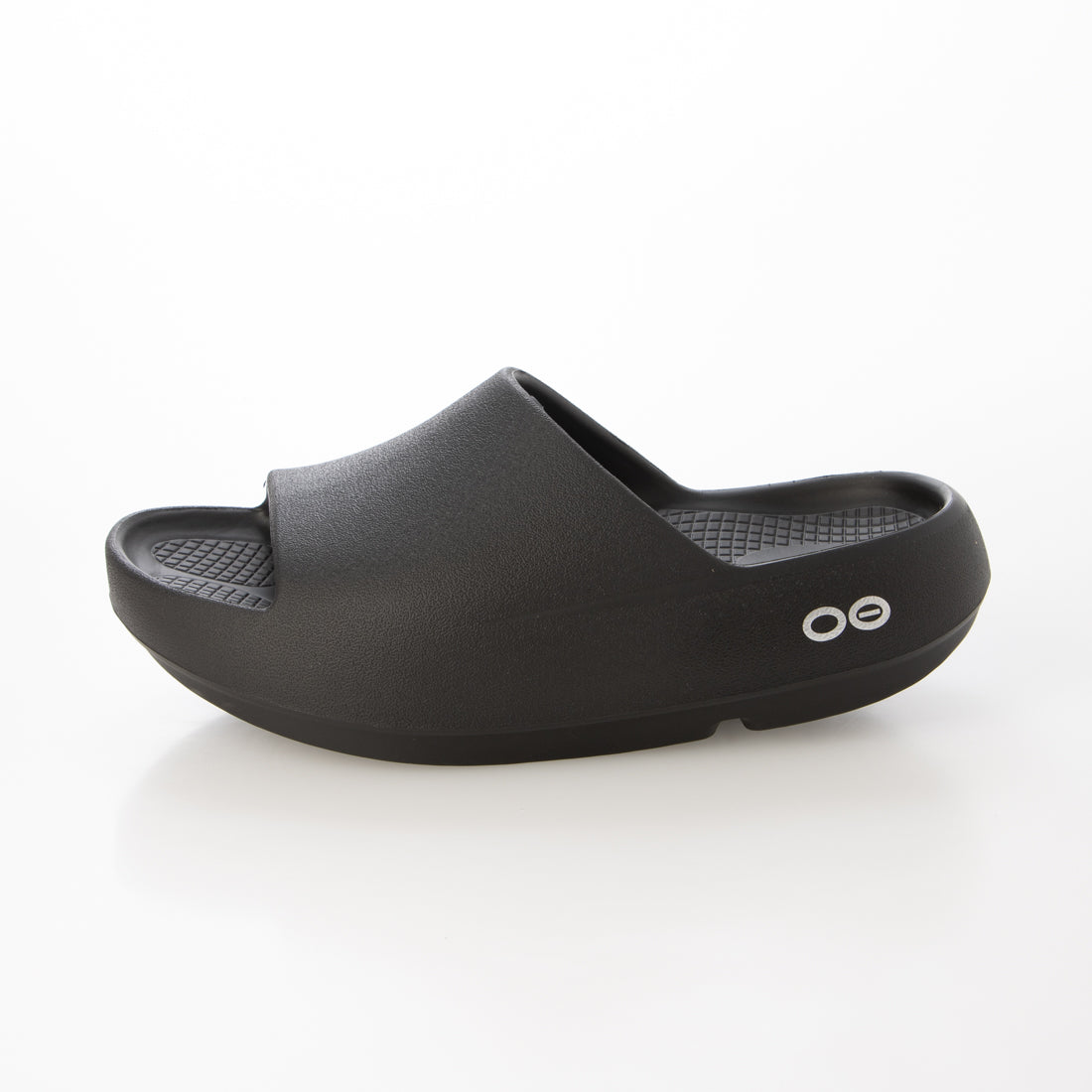 ウーフォス OOFOS OOahh+ (ウーアー プラス）シャワーサンダル リカバリーサンダル ユニセックス 厚底 衝撃吸収 正規品 （Black） Black