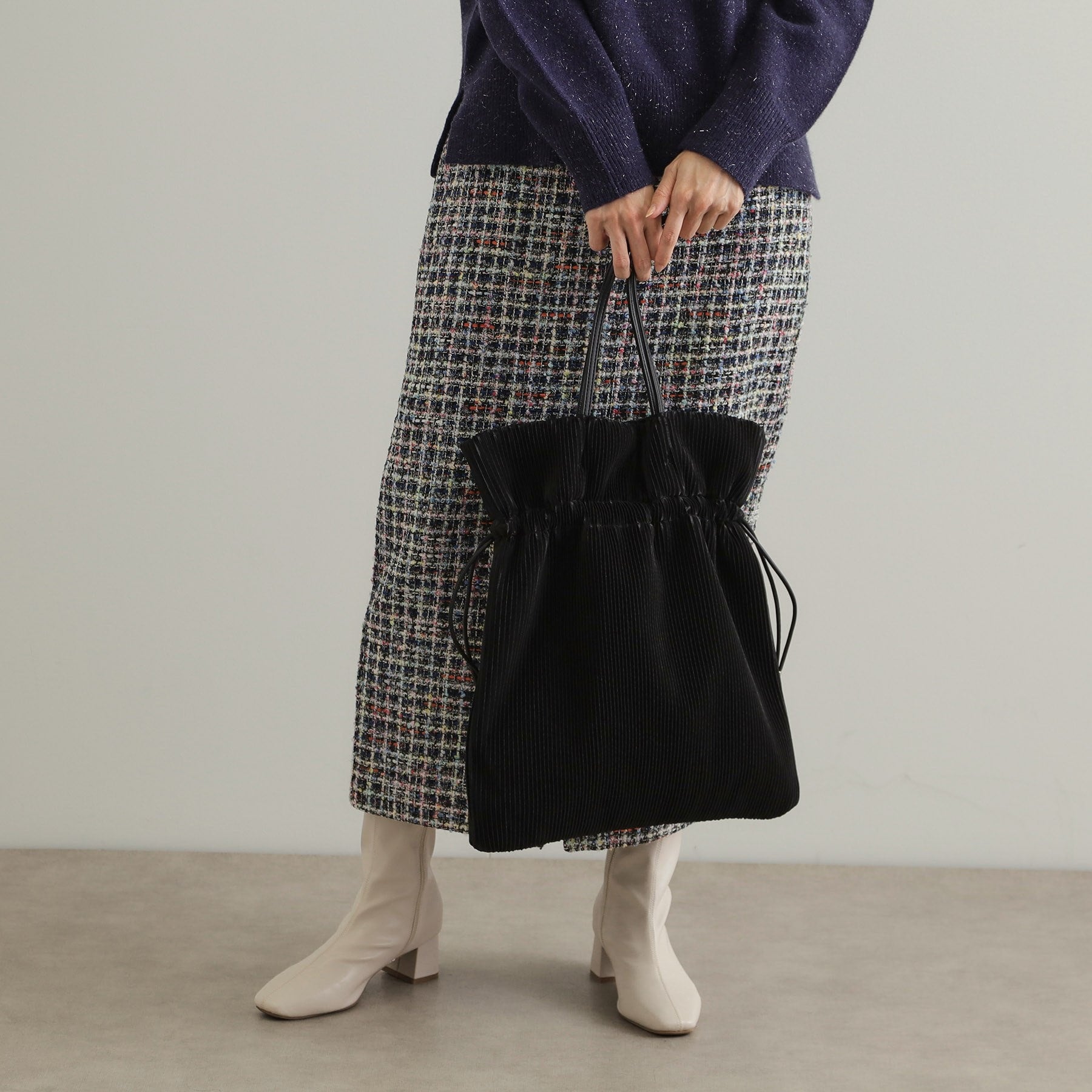 OPAQUE.CLIP OPAQUE.CLIP 【A4 Size Compatible】 Pleated Drawstring Shoulder Bag