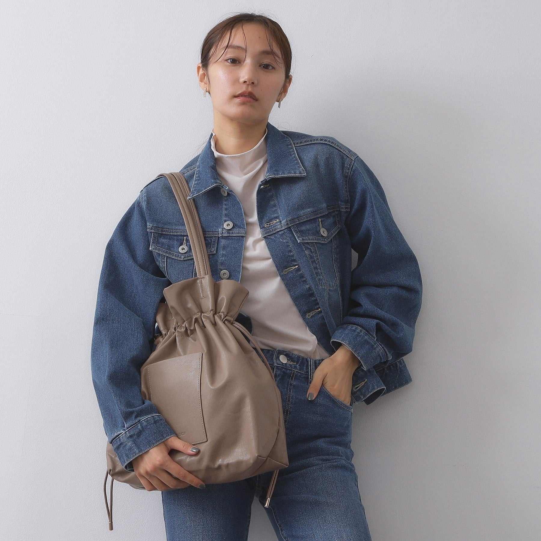 オペーク ドット クリップ OPAQUE.CLIP 【A4サイズ対応】ソフト合皮巾着ドローストリングトートバッグ （ライトベージュ(151)） ライトベージュ(151)