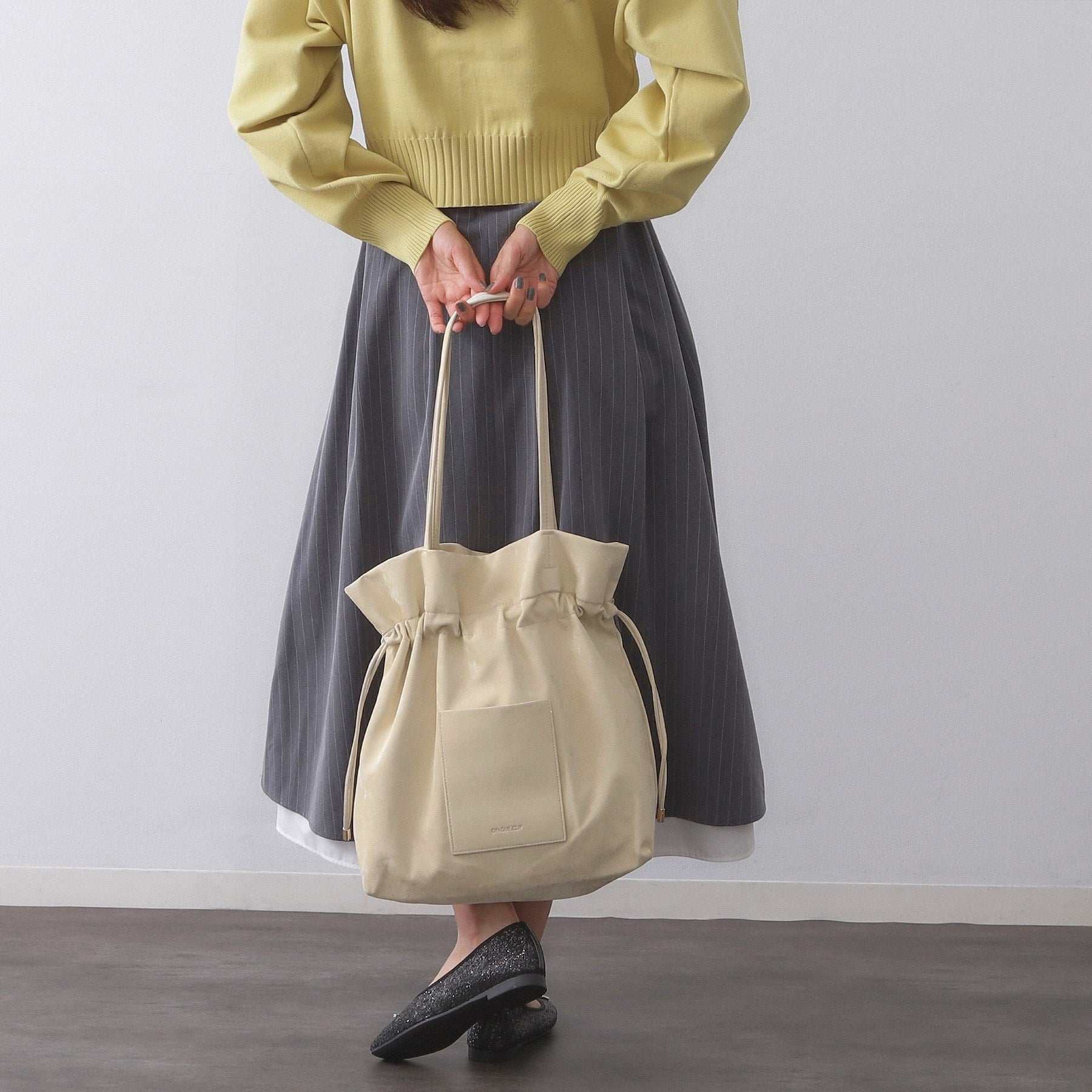 オペーク ドット クリップ OPAQUE.CLIP 【A4サイズ対応】ソフト合皮巾着ドローストリングトートバッグ （ライトベージュ(151)） ライトベージュ(151)