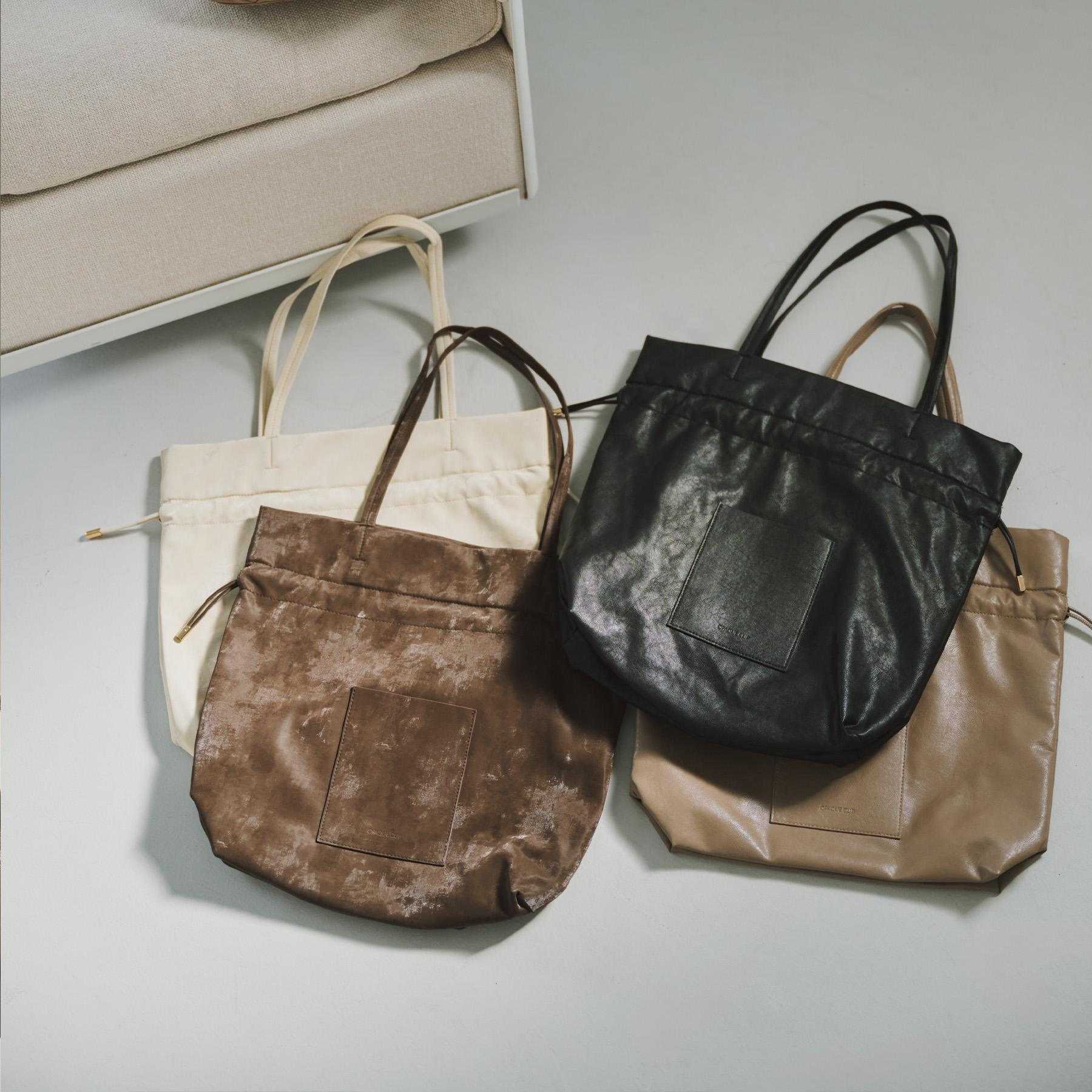 オペーク ドット クリップ OPAQUE.CLIP 【A4サイズ対応】ソフト合皮巾着ドローストリングトートバッグ （ライトベージュ(151)） ライトベージュ(151)