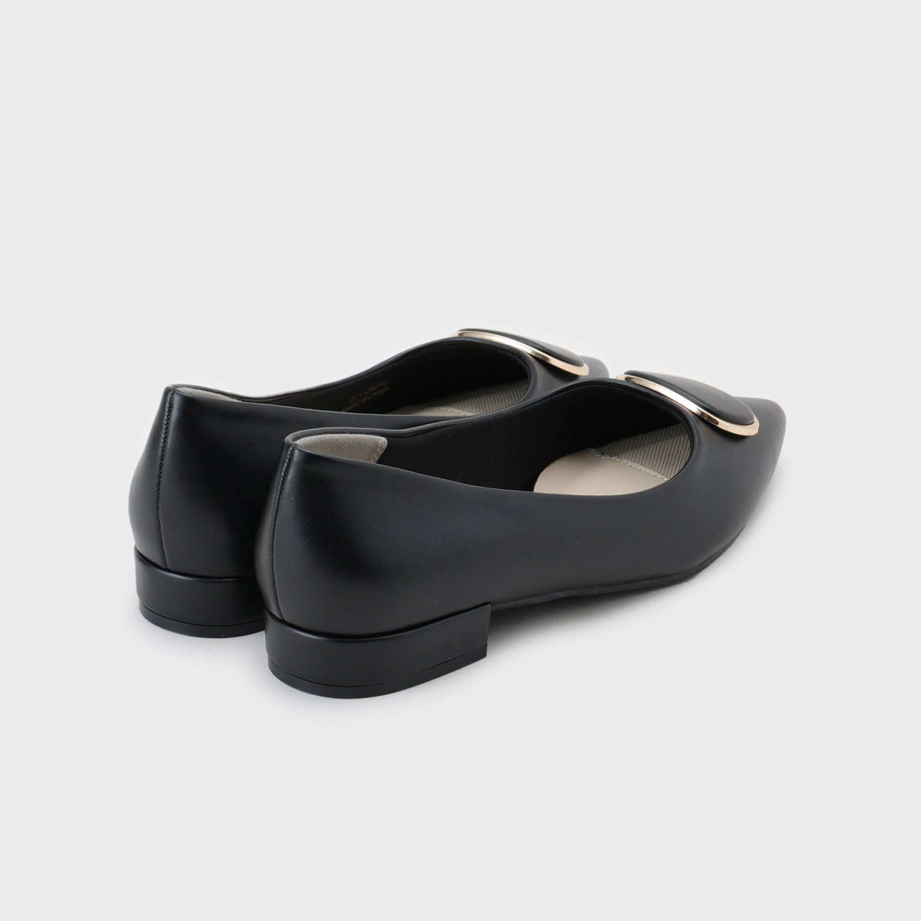 オペーク ドット クリップ OPAQUE.CLIP 【抗菌防臭加工／通勤対応可能】デザインバックルポインテッドパンプス （ベージュ(752)） ベージュ(752)