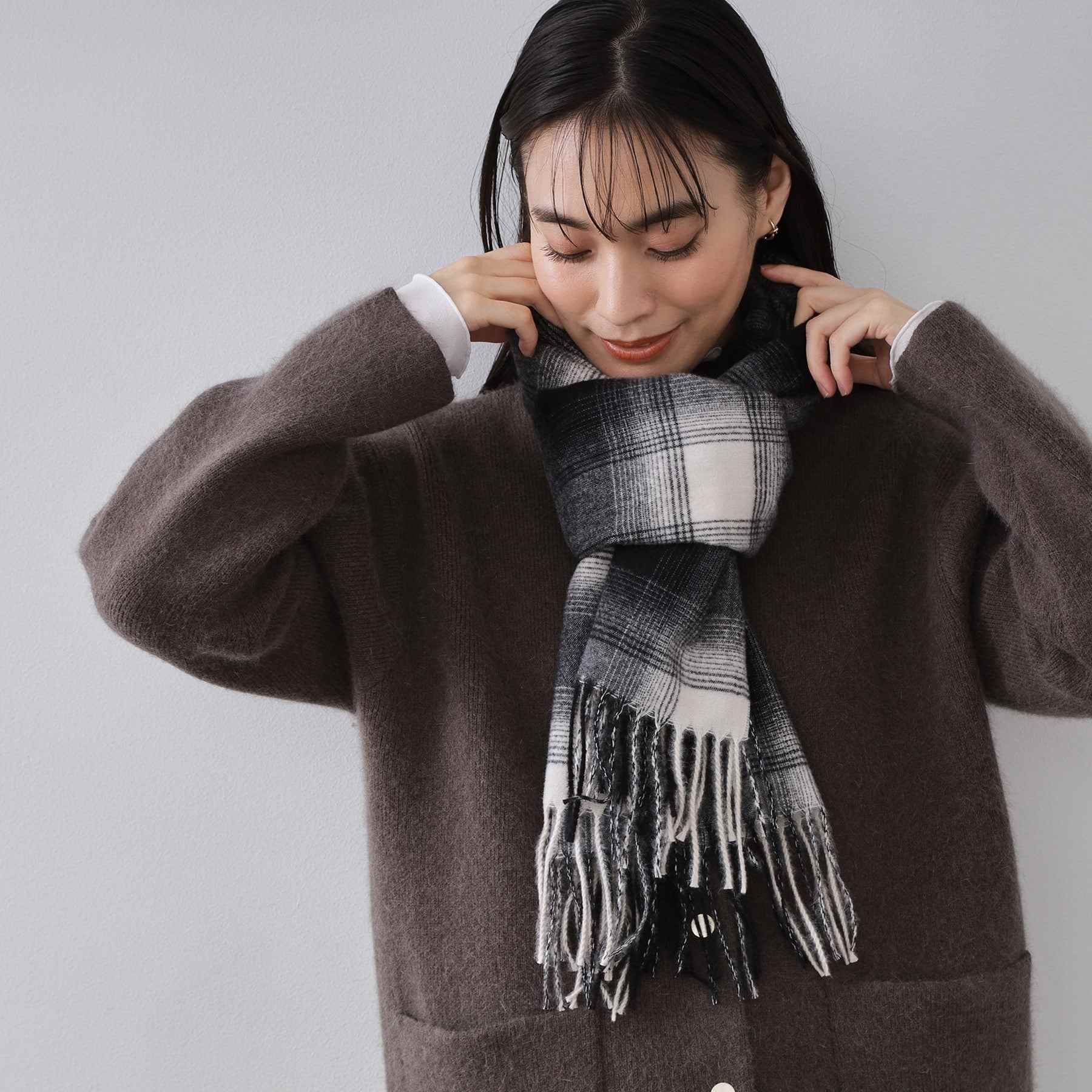 オペーク ドット クリップ OPAQUE.CLIP オンブレチェック大判ストール （ブラウン(044)） ブラウン(044)