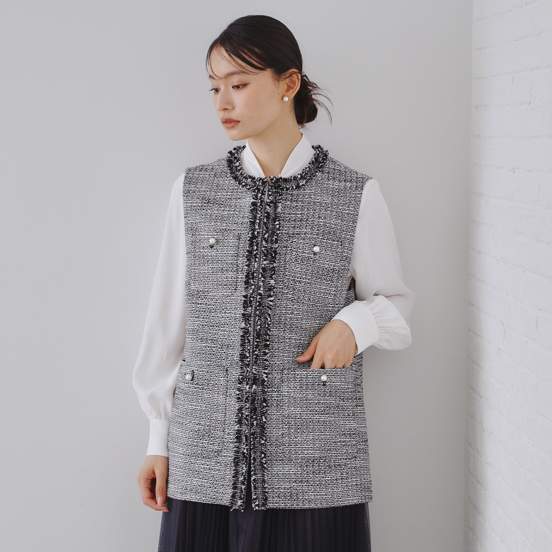 Opaque Dot Clip OPAQUE.CLIP <Commuting and Ceremony Compatible> Cotton Tweed Gilet