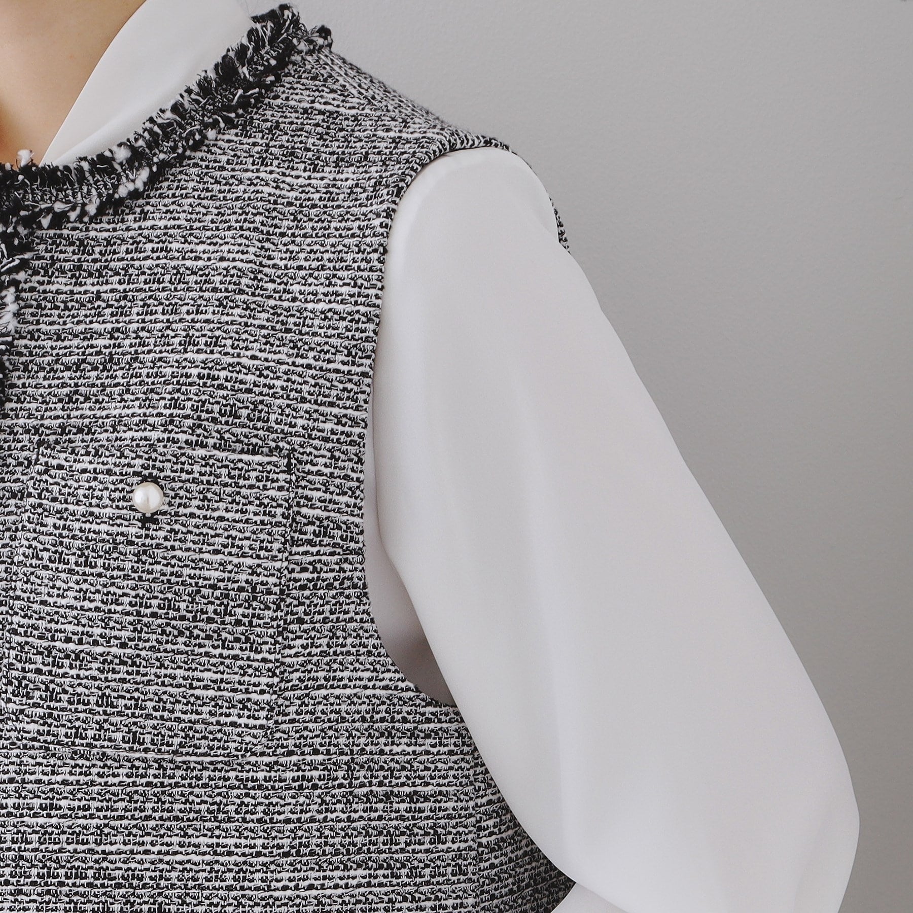 Opaque Dot Clip OPAQUE.CLIP <Commuting and Ceremony Compatible> Cotton Tweed Gilet