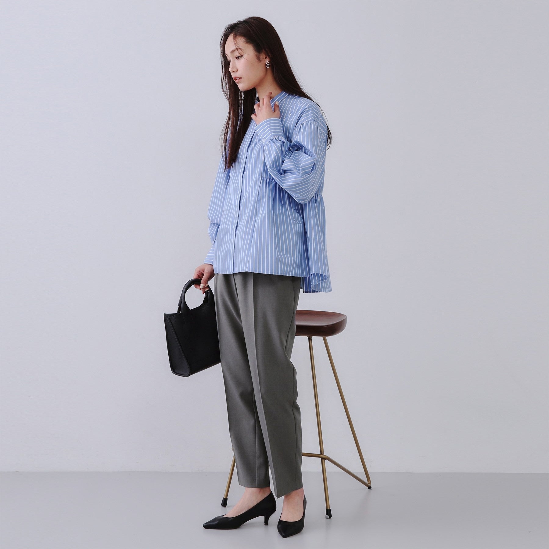 オペーク ドット クリップ OPAQUE.CLIP 美脚ストレッチイージーテーパードパンツ【洗濯機洗い可／防シワ】 （サックスブルー(090)） サックスブルー(090)