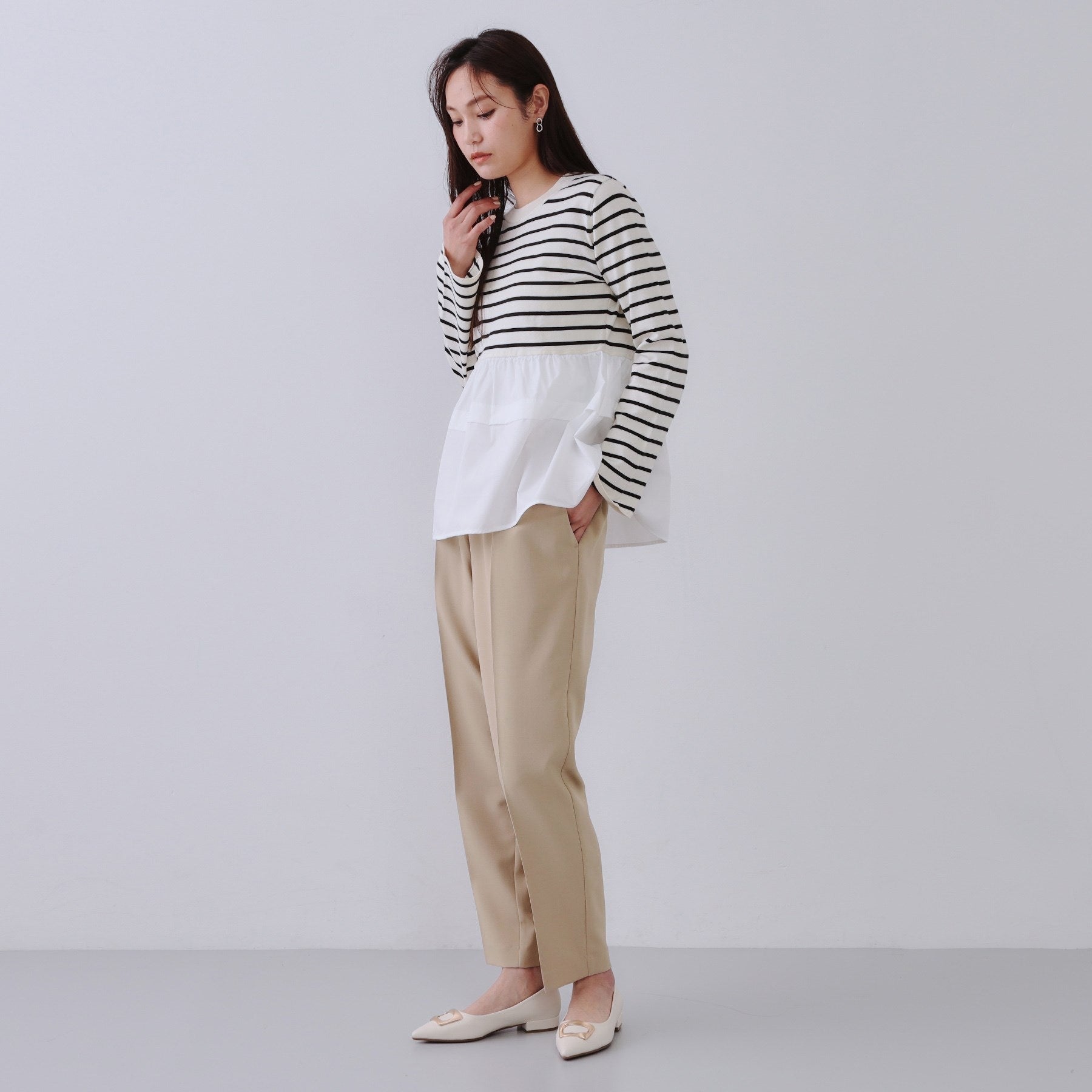 オペーク ドット クリップ OPAQUE.CLIP 美脚ストレッチイージーテーパードパンツ【洗濯機洗い可／防シワ】 （サックスブルー(090)） サックスブルー(090)