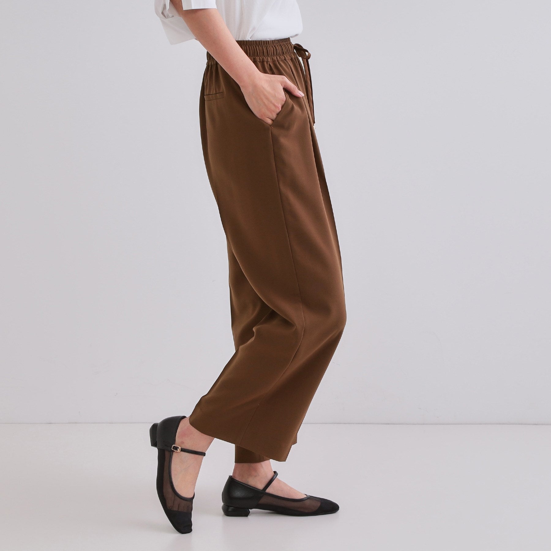 OPAQUE.CLIP OPAQUE.CLIP Beautiful Leg Easy Wide Pants / Compatible with Setups 【Stretch / Wrinkle-Resistant / Machine Washable】