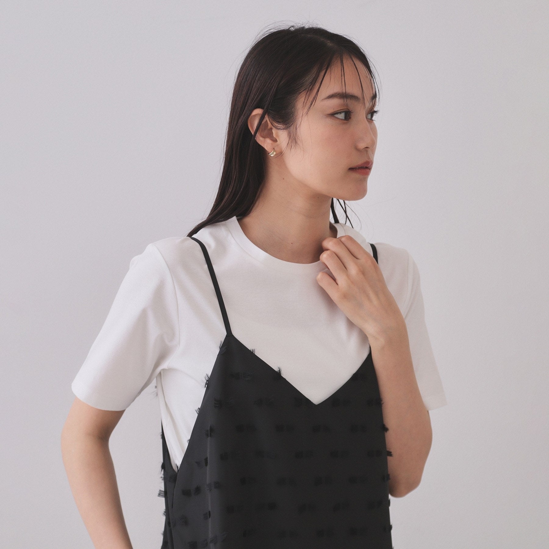 オペーク ドット クリップ OPAQUE.CLIP 《5color》ベーシックTシャツ【接触冷感／洗濯機洗い可】 （チャコールグレー(014)） チャコールグレー(014)