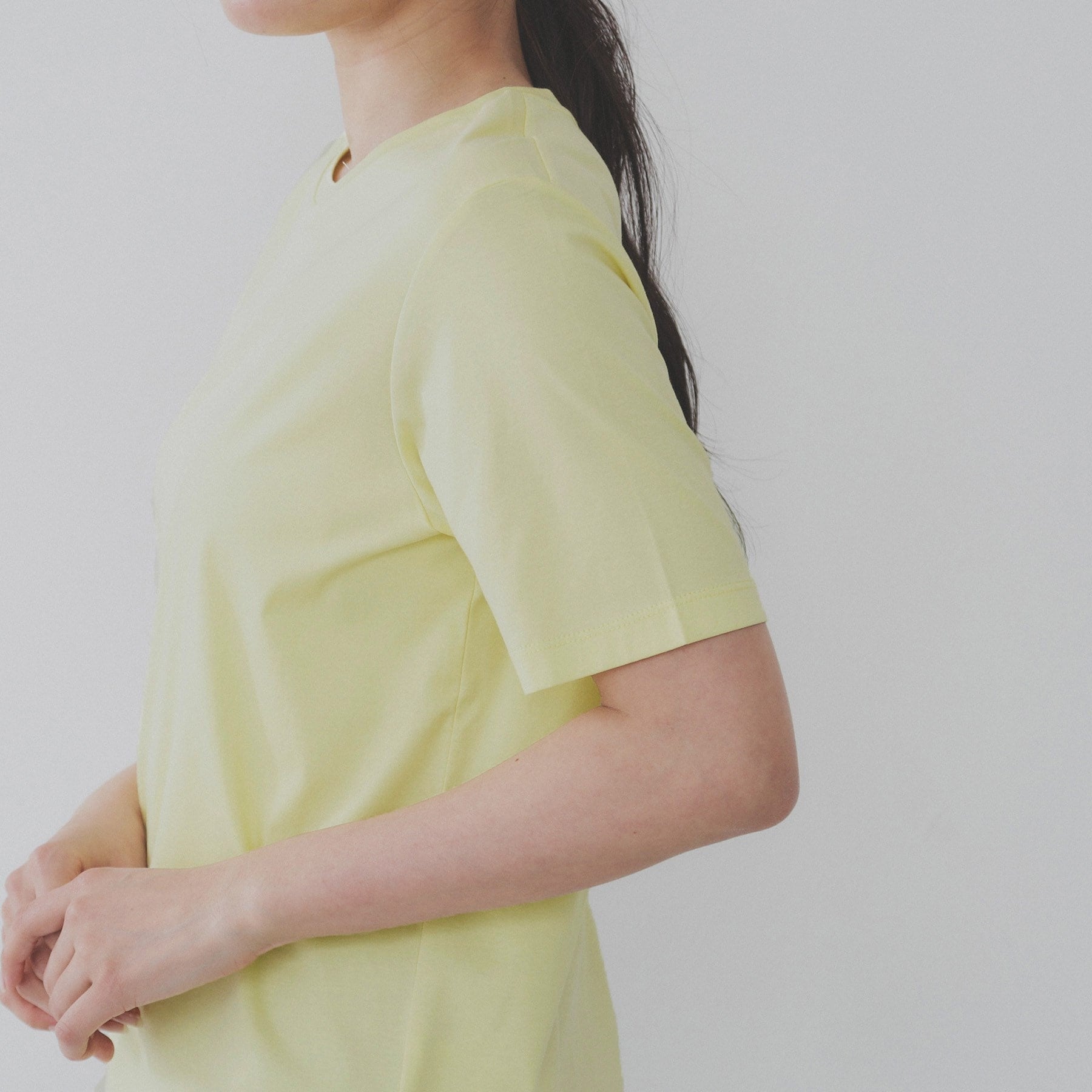 オペーク ドット クリップ OPAQUE.CLIP 《5color》ベーシックTシャツ【接触冷感／洗濯機洗い可】 （チャコールグレー(014)） チャコールグレー(014)