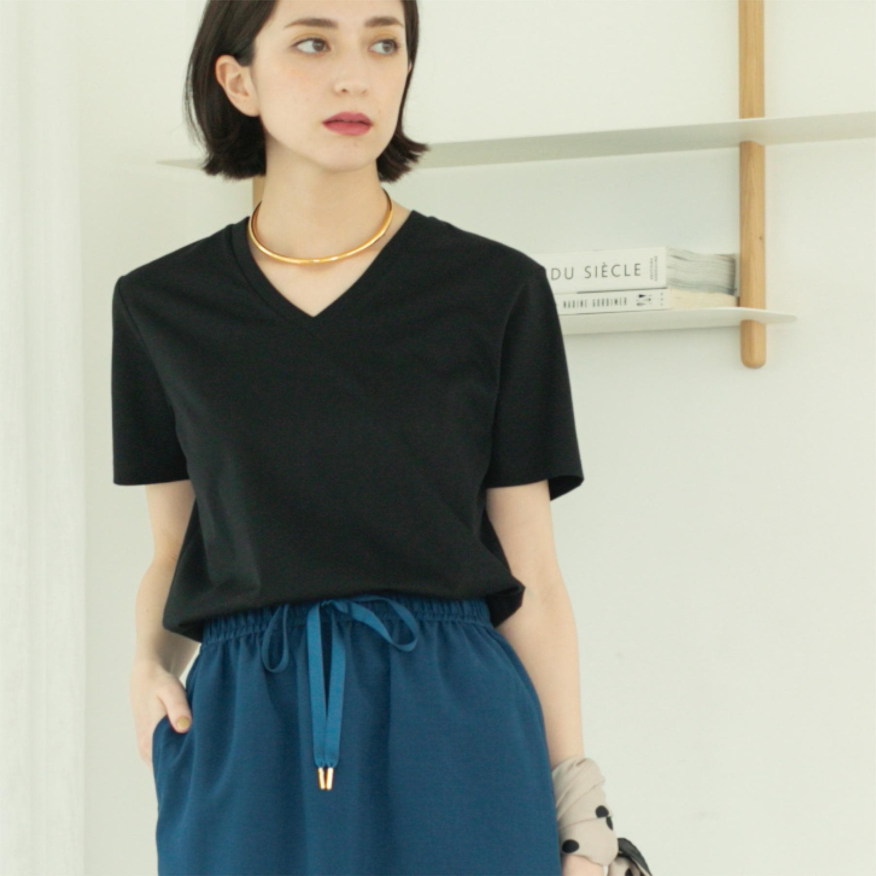 オペーク ドット クリップ OPAQUE.CLIP 《5color》VネックベーシックTシャツ【接触冷感／洗濯機洗い可】 （ブラック(019)） ブラック(019)