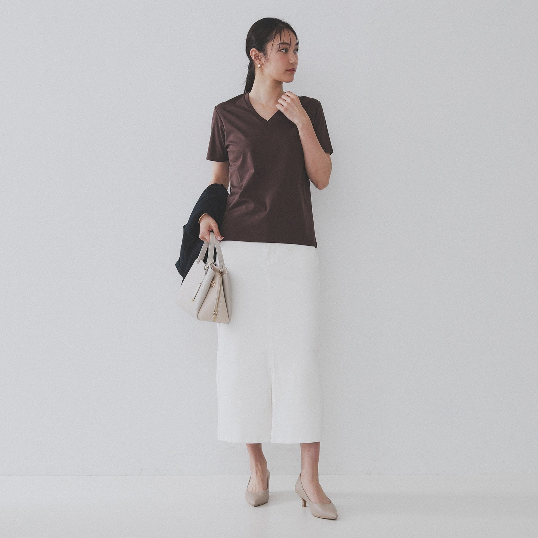 オペーク ドット クリップ OPAQUE.CLIP 《5color》VネックベーシックTシャツ【接触冷感／洗濯機洗い可】 （ブラック(019)） ブラック(019)