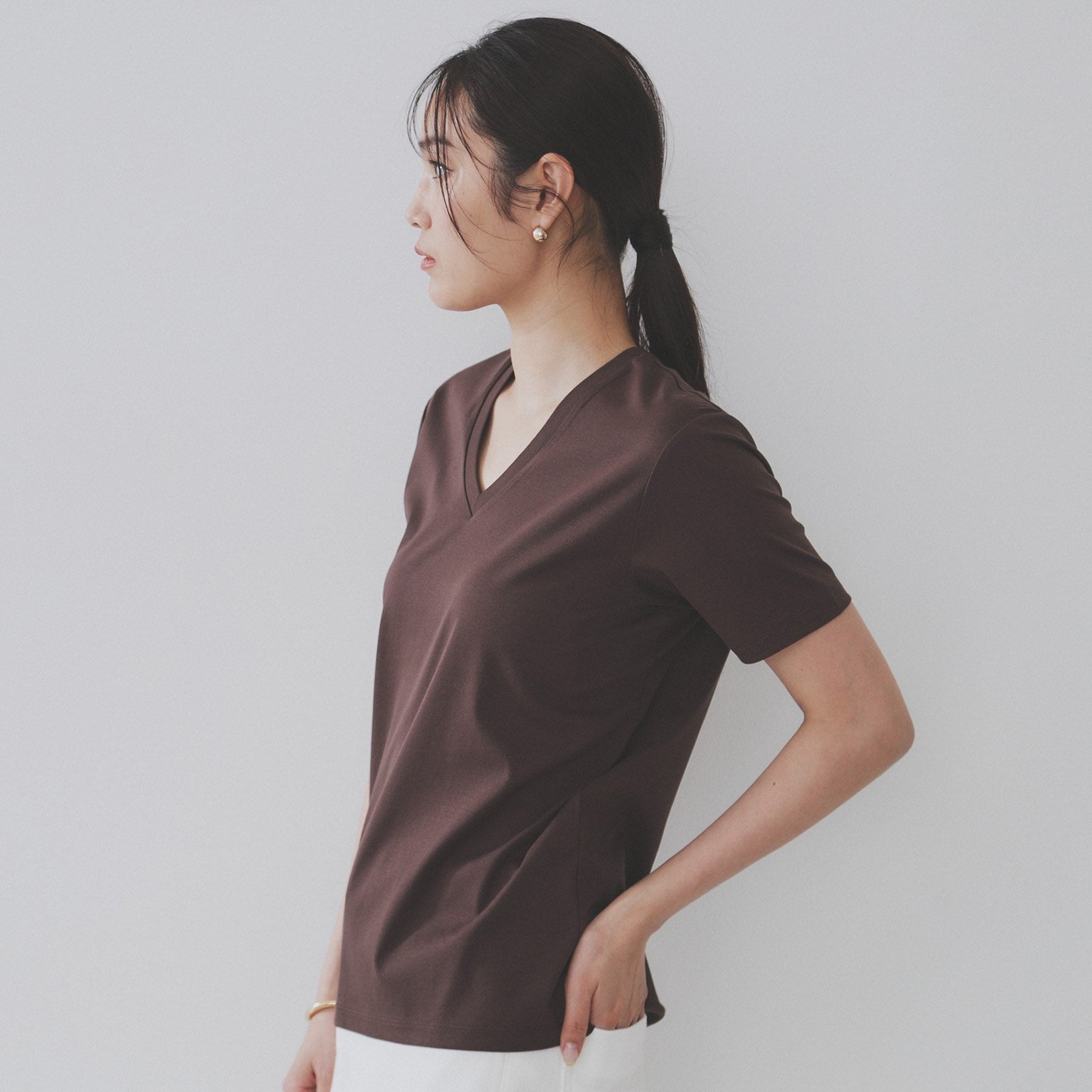 オペーク ドット クリップ OPAQUE.CLIP 《5color》VネックベーシックTシャツ【接触冷感／洗濯機洗い可】 （ブラック(019)） ブラック(019)