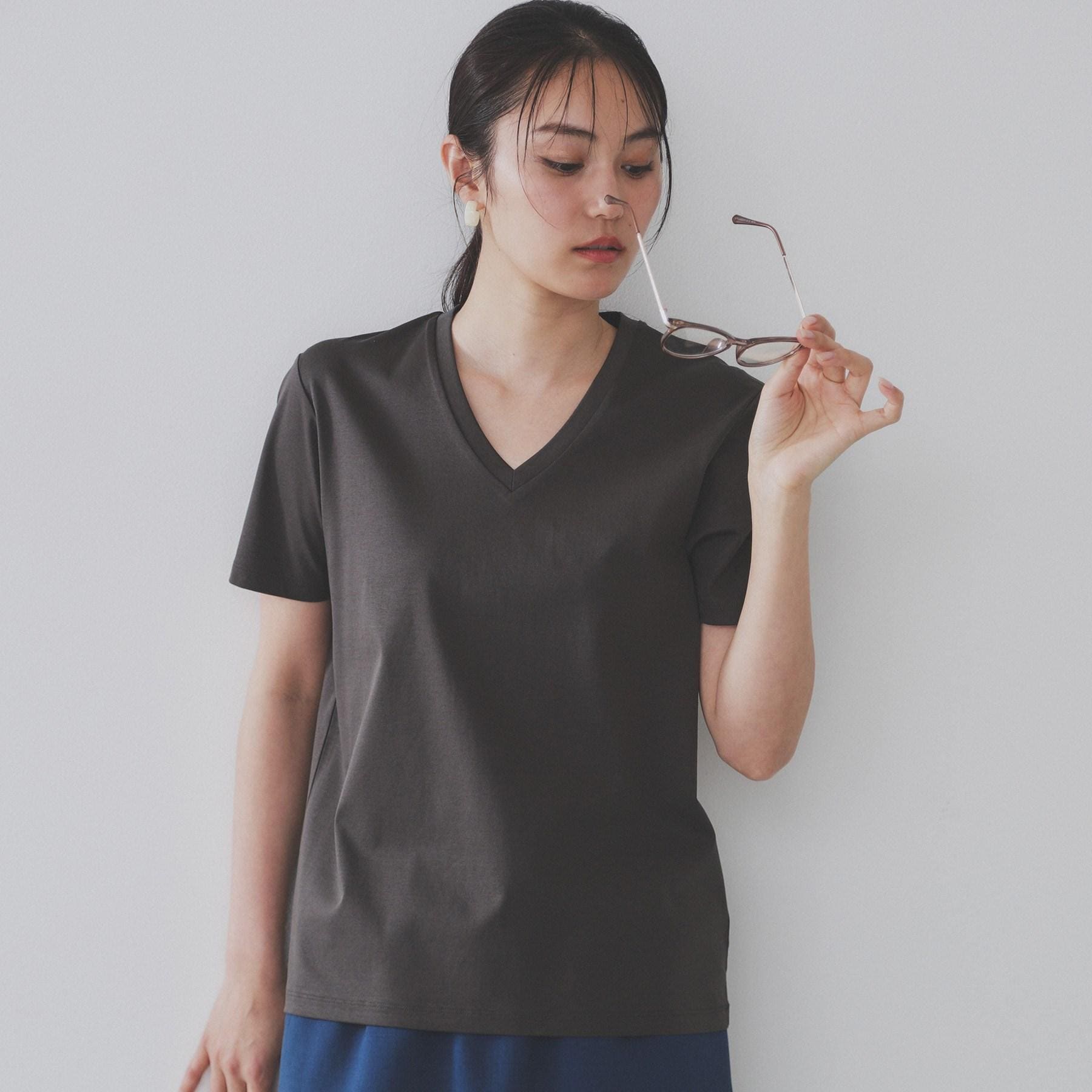 オペーク ドット クリップ OPAQUE.CLIP 《5color》VネックベーシックTシャツ【接触冷感／洗濯機洗い可】 （ブラック(019)） ブラック(019)