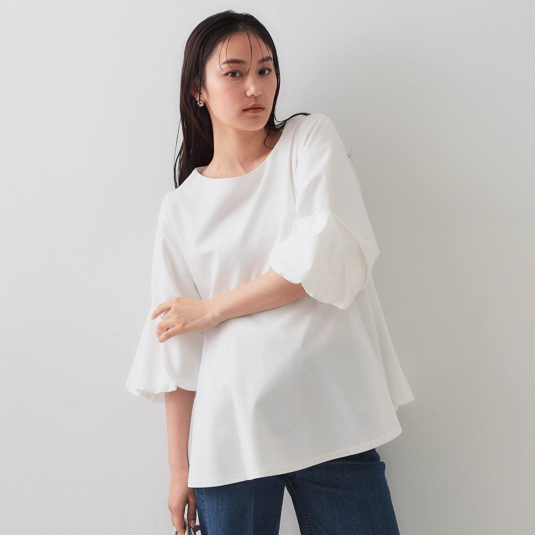 オペーク ドット クリップ OPAQUE.CLIP タックスリーブペプラムトップス【洗濯機洗い可】 （ホワイト(001)） ホワイト(001)