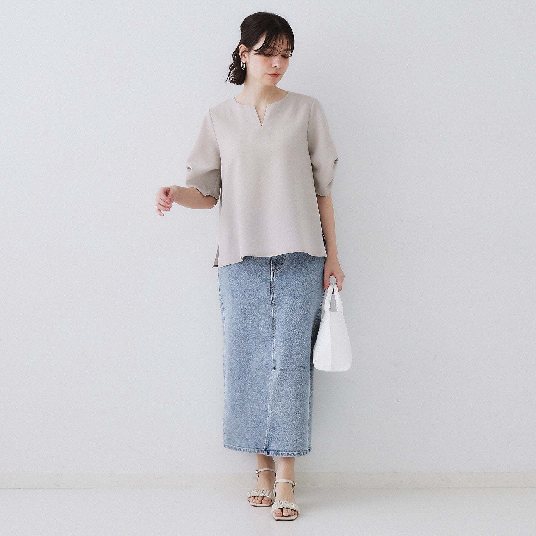 オペーク ドット クリップ OPAQUE.CLIP リネンライクキーネックタックスリーブブラウス【洗濯機洗い可／吸水速乾／接触冷感】 （ブルーグリーン(097)） ブルーグリーン(097)