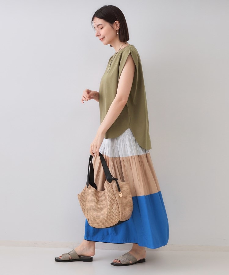 オペーク ドット クリップ OPAQUE.CLIP ボクシーノースリーブカットソー【洗濯機洗い可】 （カーキ(027)） カーキ(027)