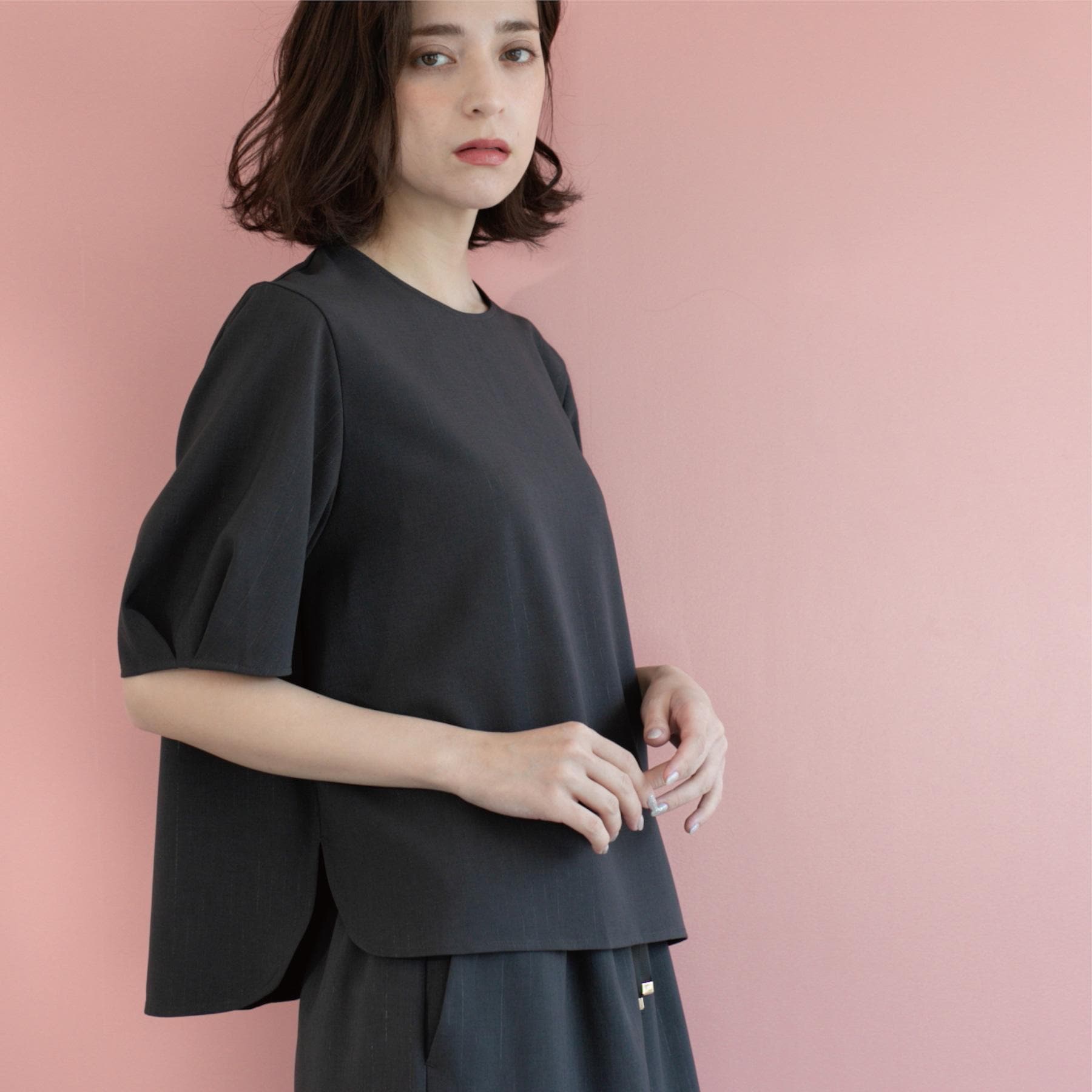 オペーク ドット クリップ OPAQUE.CLIP ラメストライプタックスリーブブラウス／セットアップ可【洗濯機洗い可／防シワ／吸水速乾】 （チャコールグレー(313)） チャコールグレー(313)