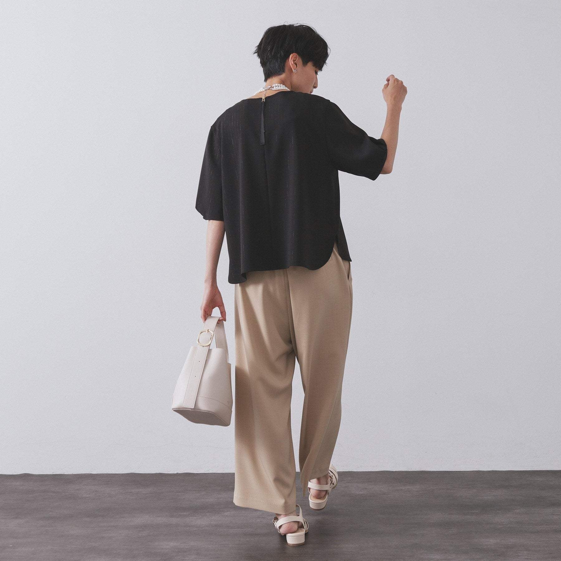 オペーク ドット クリップ OPAQUE.CLIP ラメストライプタックスリーブブラウス／セットアップ可【洗濯機洗い可／防シワ／吸水速乾】 （チャコールグレー(313)） チャコールグレー(313)