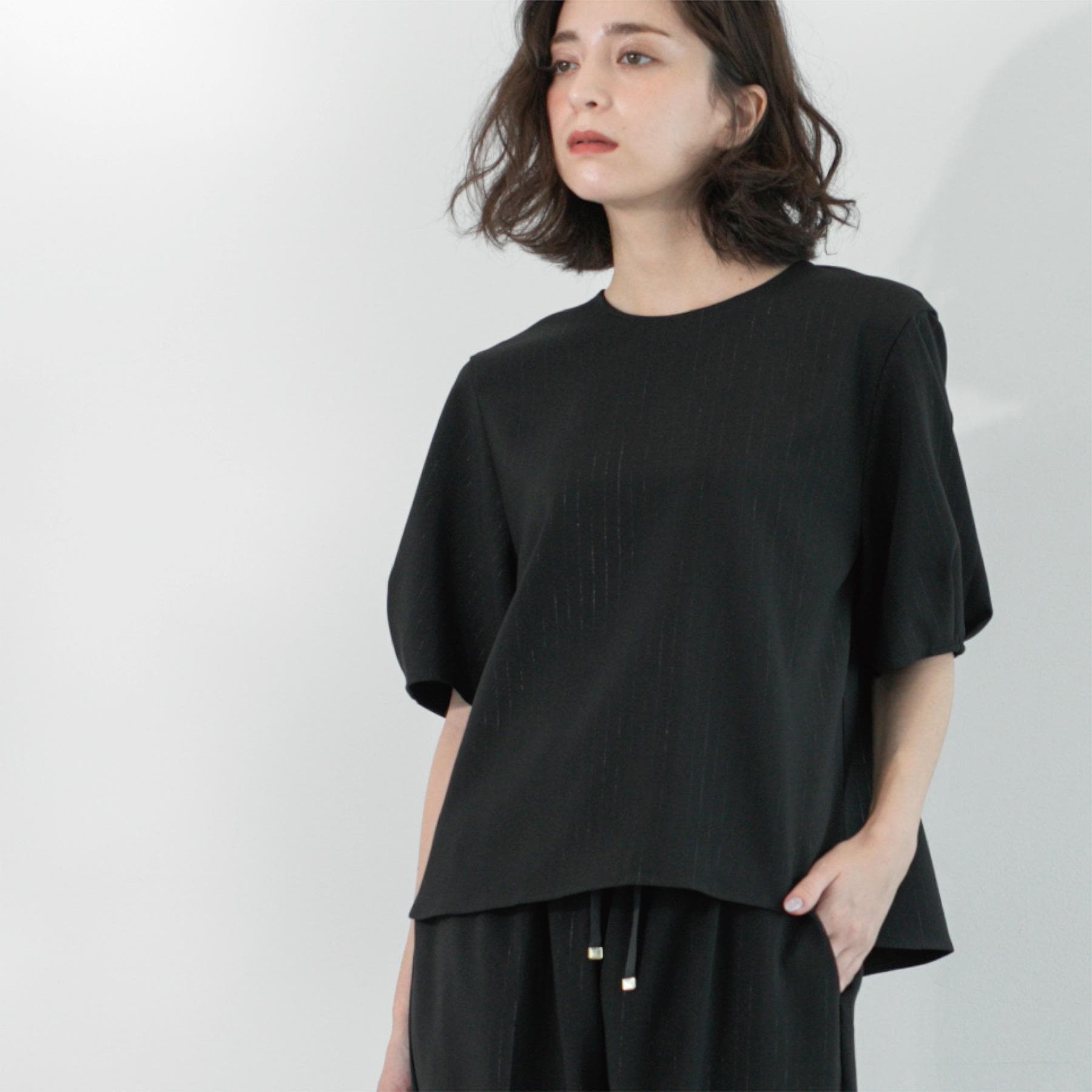 オペーク ドット クリップ OPAQUE.CLIP ラメストライプタックスリーブブラウス／セットアップ可【洗濯機洗い可／防シワ／吸水速乾】 （ブラック(319)） ブラック(319)